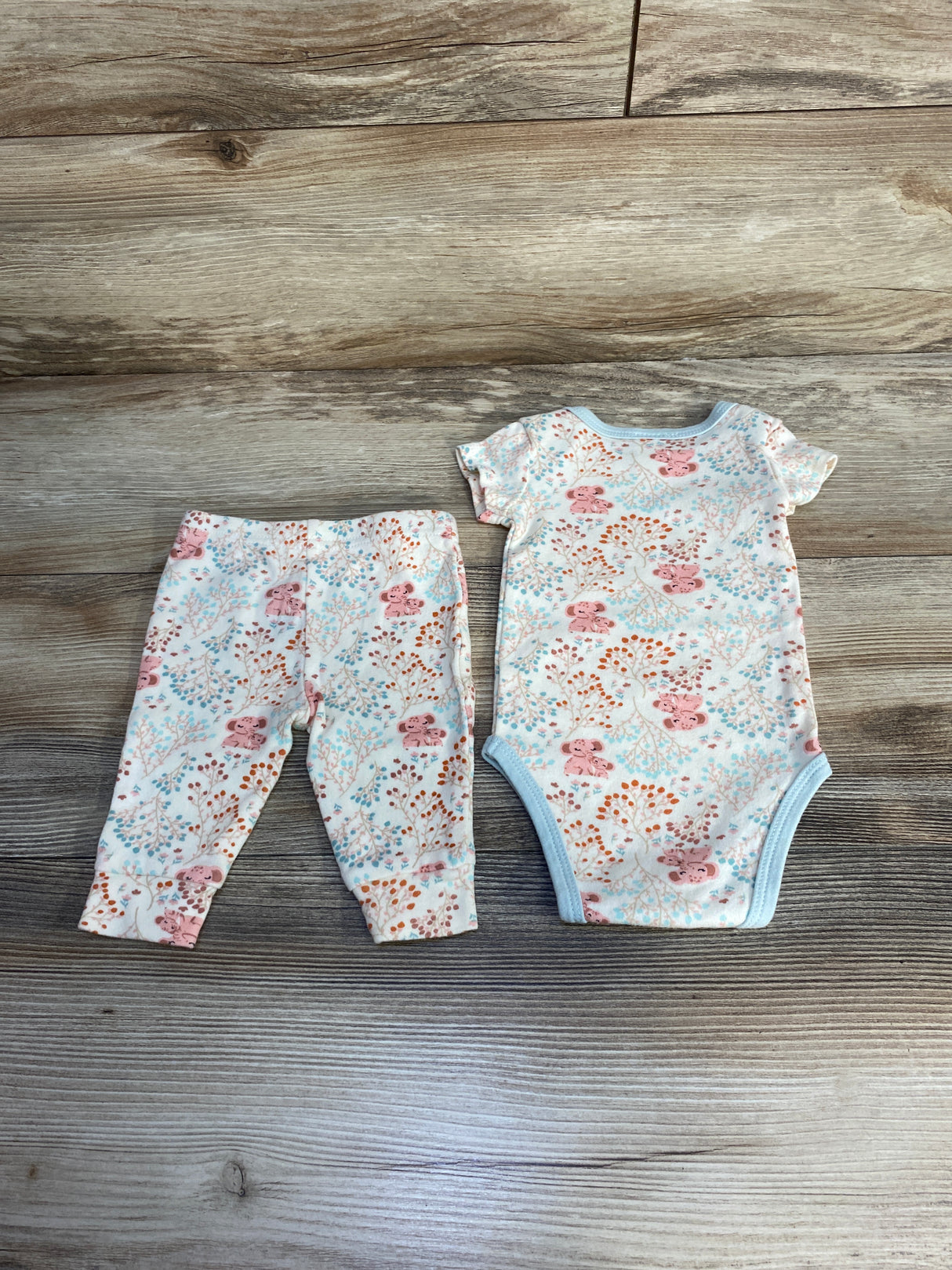 The Peanutshell 2pc Elephant & Tree Print Bodysuit & Pant Set Cream sz 0-3m