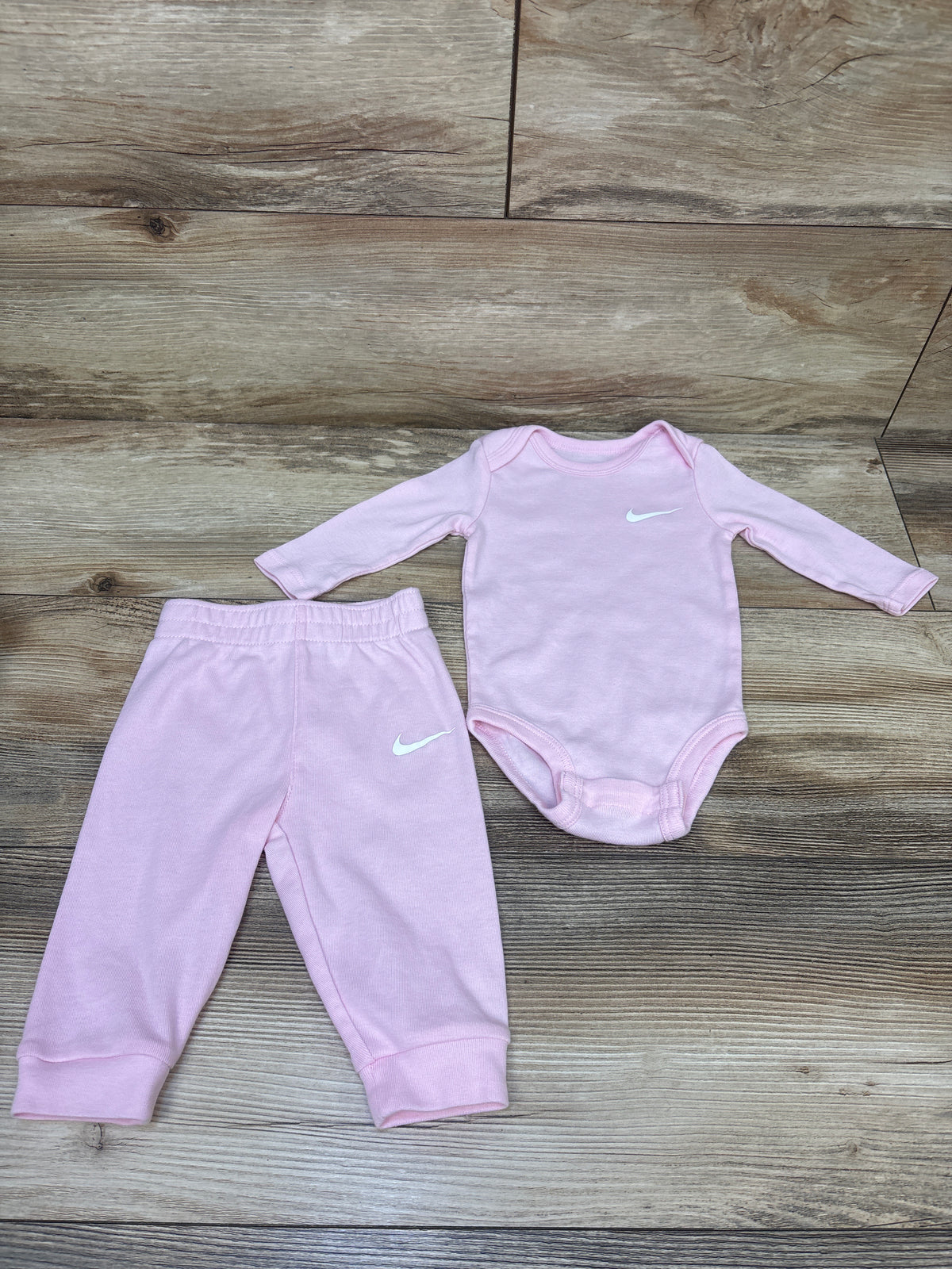 Nike 2pc Bodysuit & Pants Set Pink sz 24m