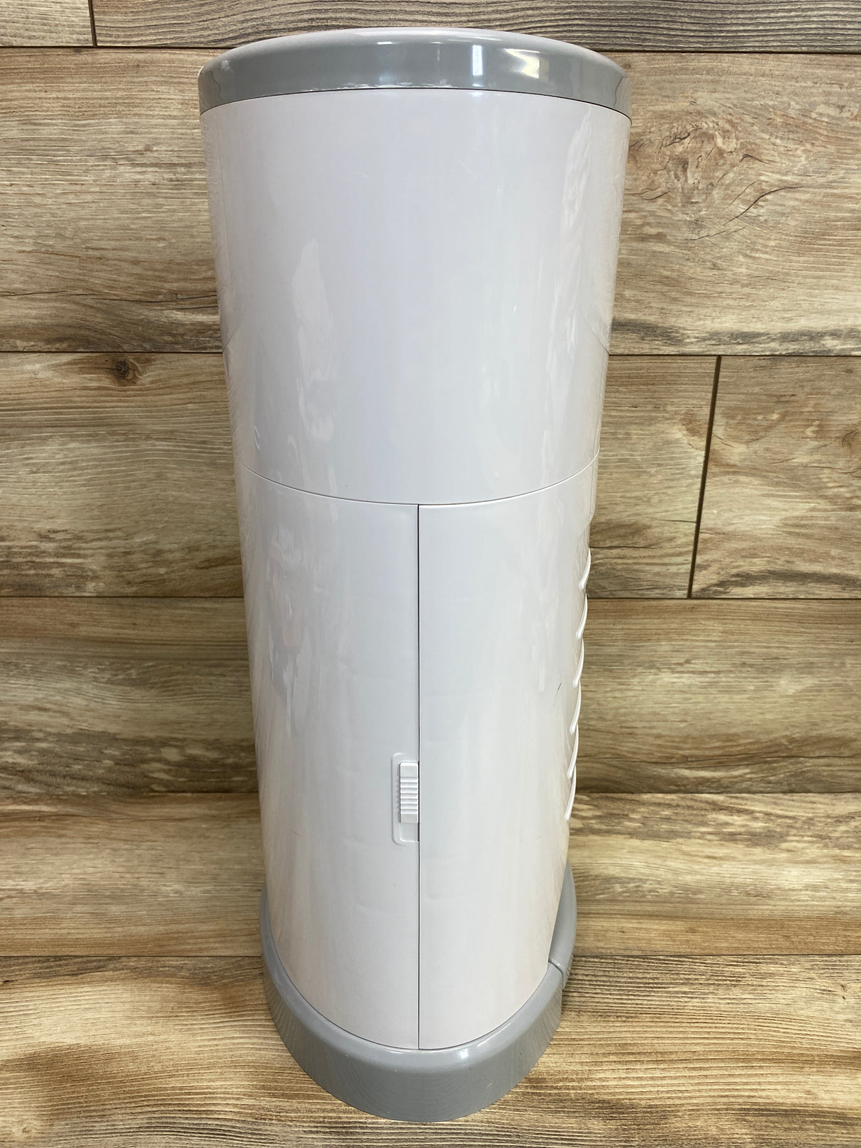 Dekor White Classic Hands-Free Diaper Pail