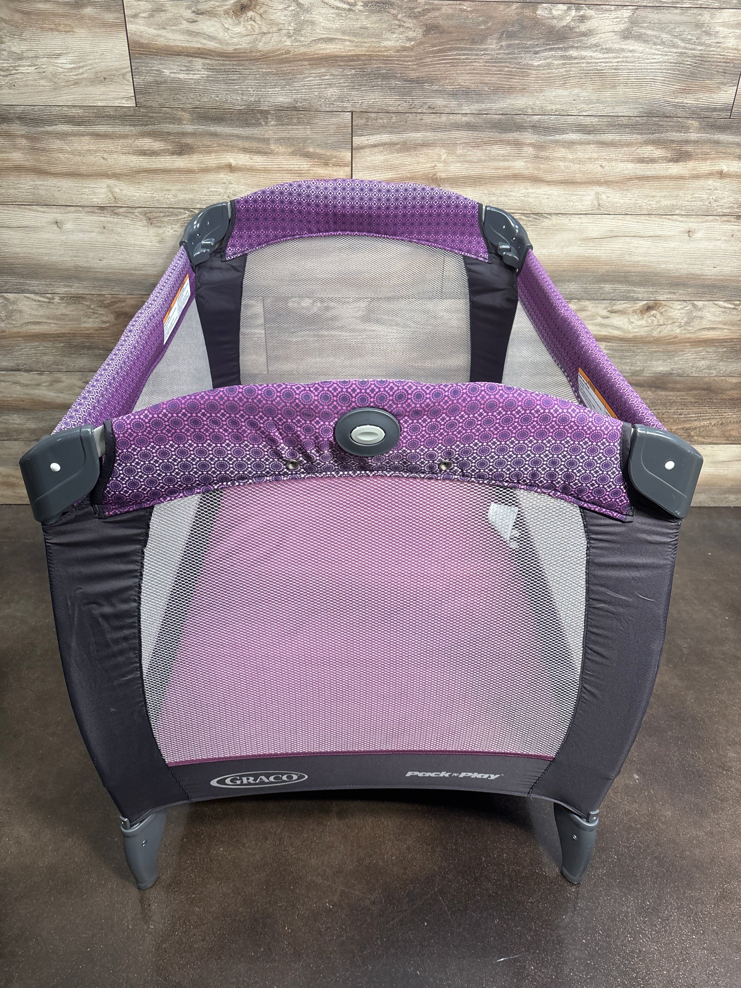 Graco Pack n Play Playard in Turner