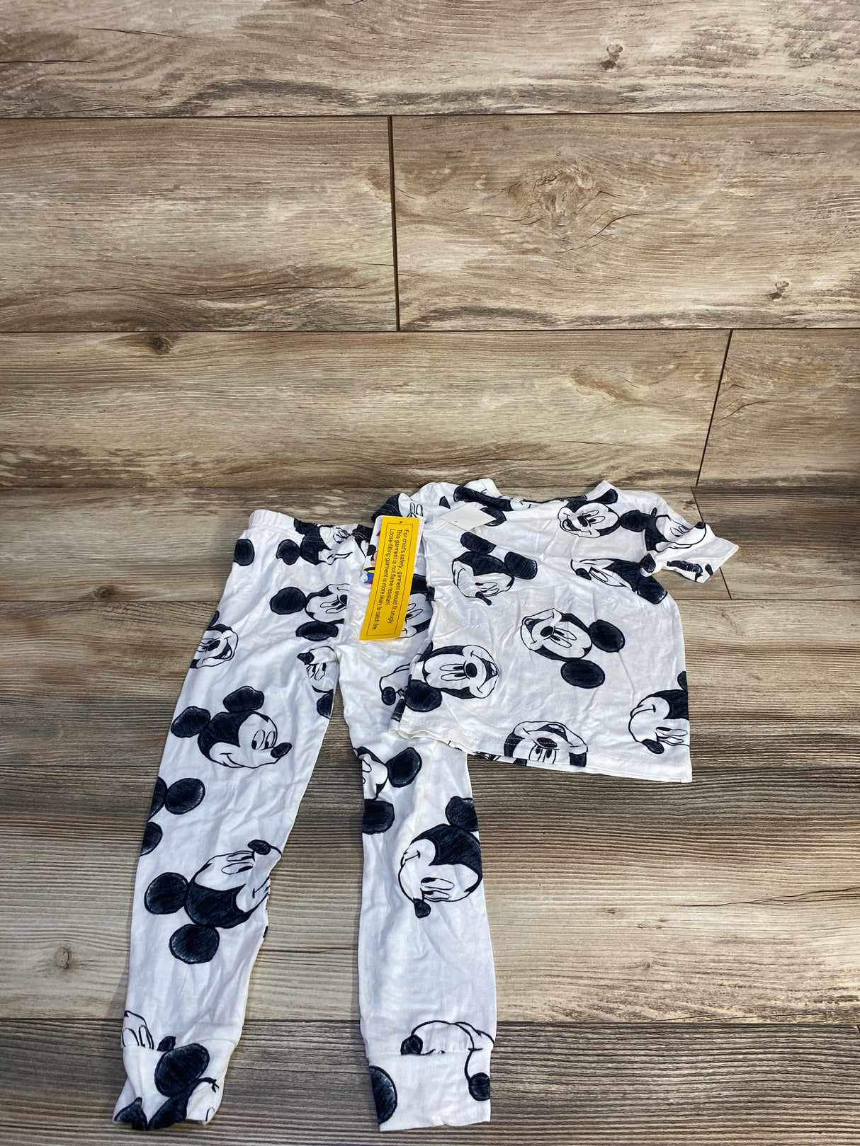 NEW Disney Junior Mickey 2pc Short Sleeve Viscose Snug Fit Pajama Set White sz 4T
