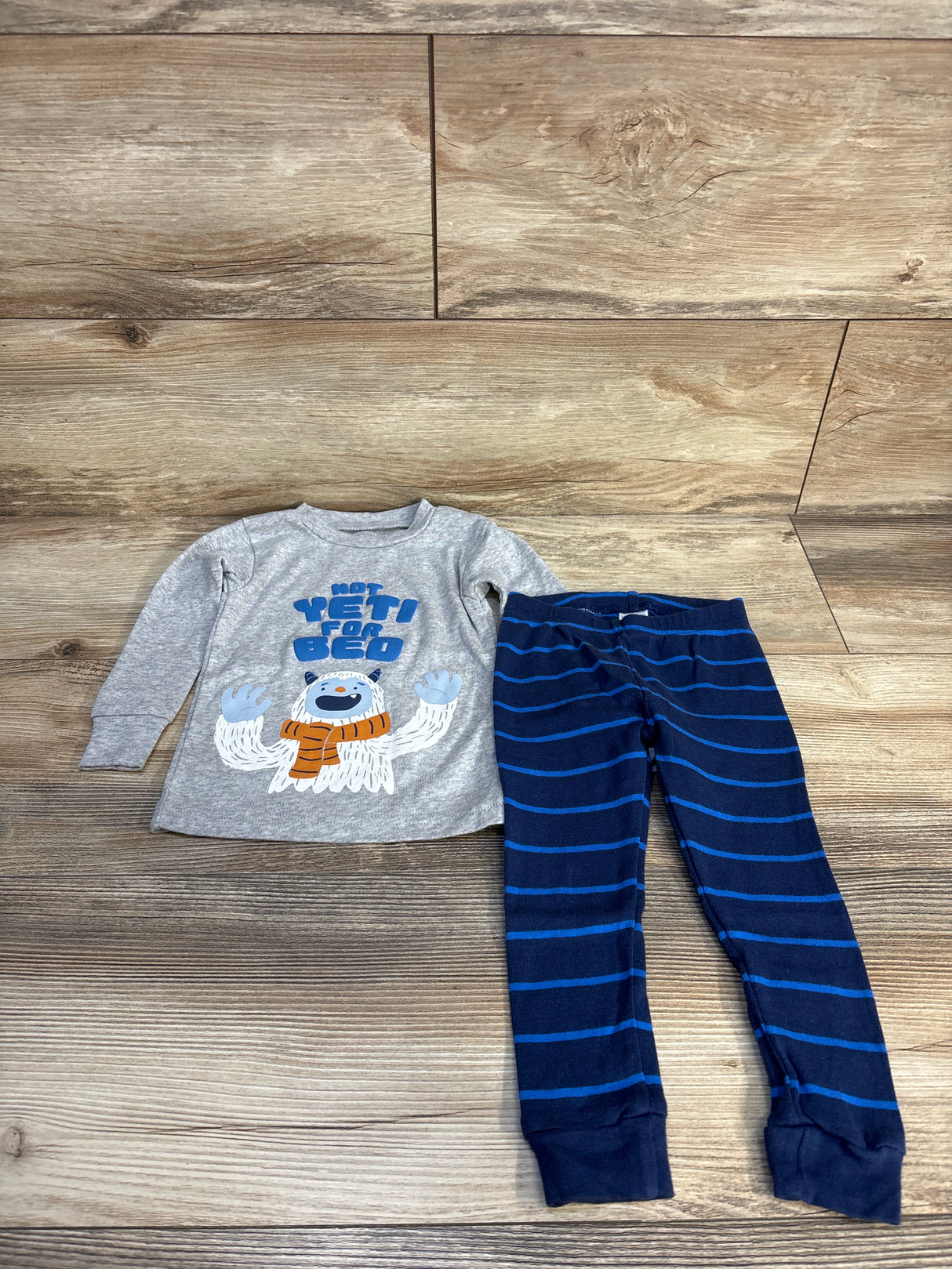 Carter's 2pc Not Yeti For Bed Pajama Set Grey sz 18m