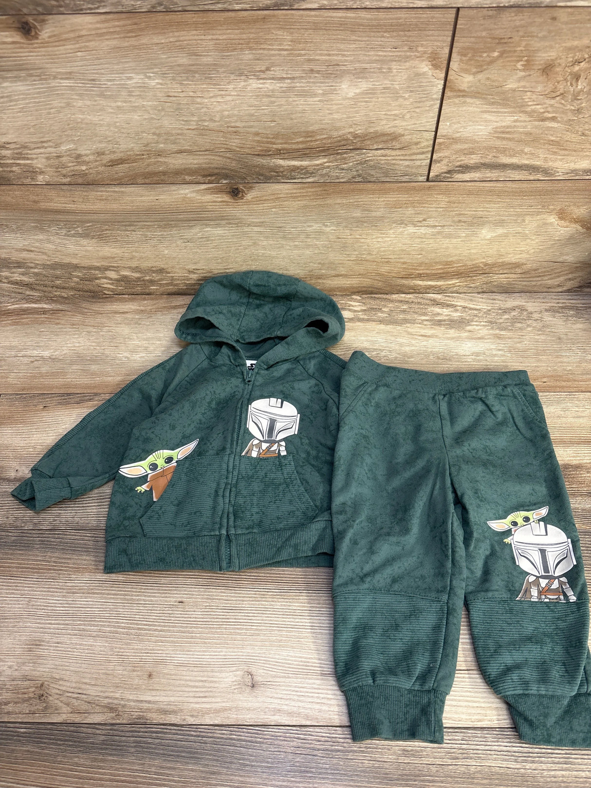 Star Wars 2pc Full Zip Hoodie & Joggers Green sz 18m - Me n Mommy To Be