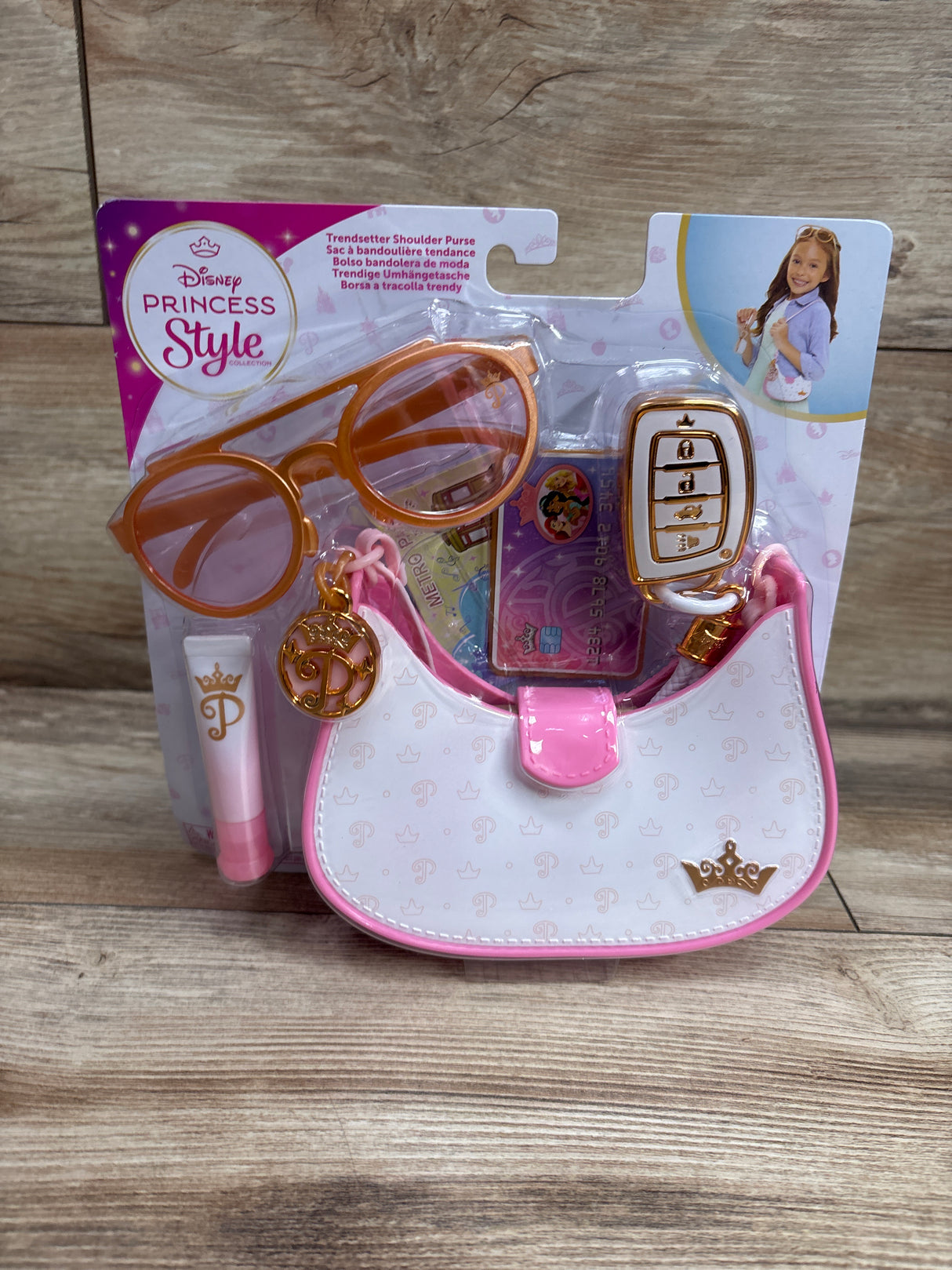 NEW Disney Princess Trendsetter Shoulder Purse with Accessories