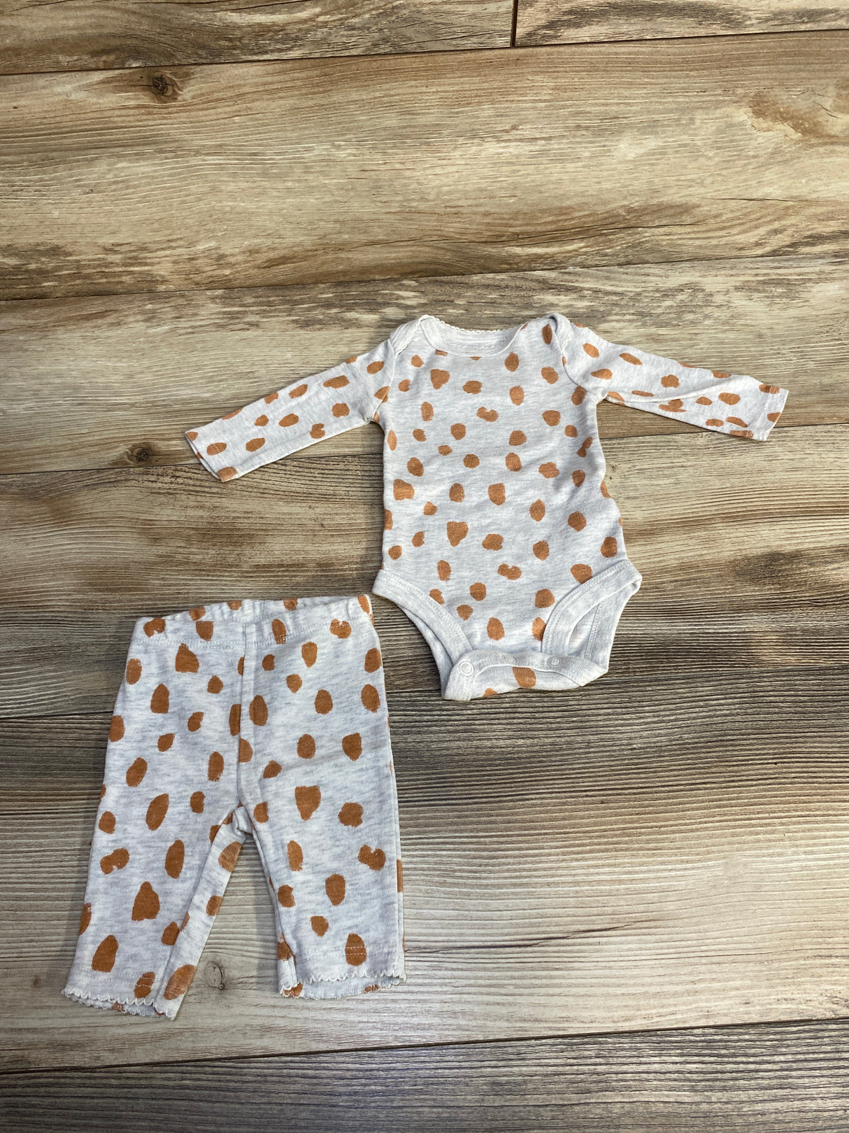 Just One You 2pc Polka Dot Bodysuit & Pants Set Grey sz Newborn