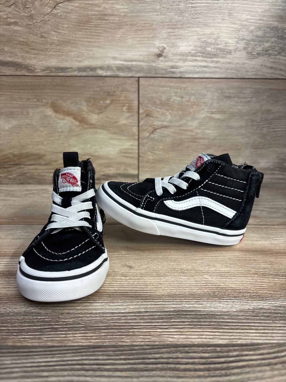 Vans Sk8-Hi Zip Shoes, Black sz 7c