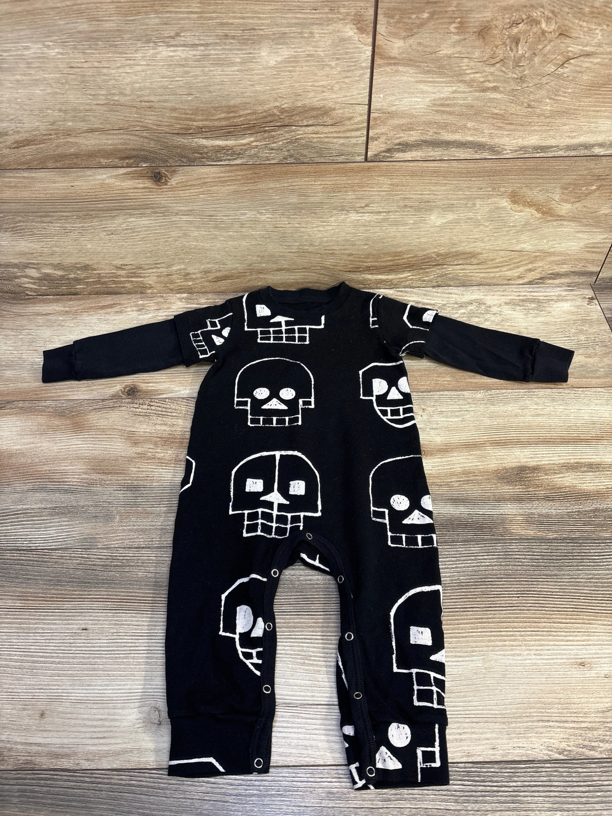 Nununu Skull Print 2Fer Coverall Black sz 12- 18m