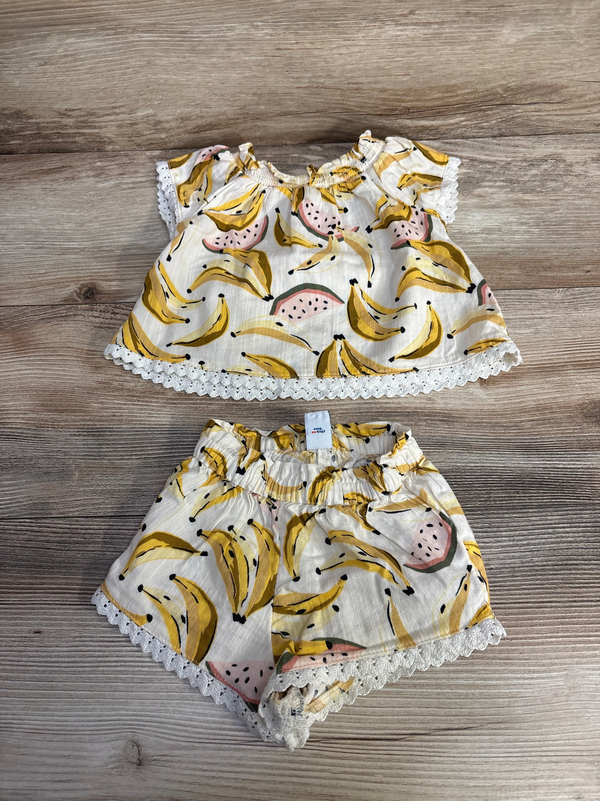 Old Navy 2pc Banana Print Scallop-Trim Top & Shorts White sz 3-6m