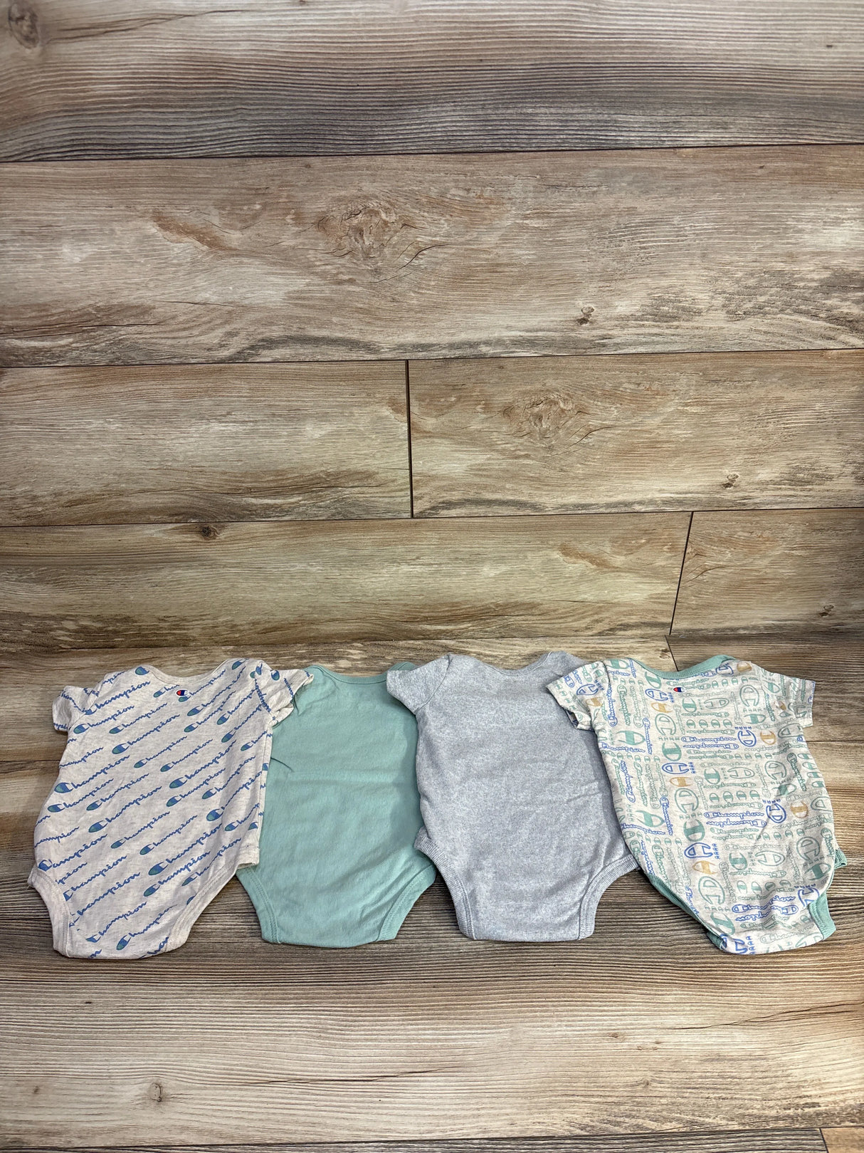 Champion 7pk Bodysuits Grey sz 6m
