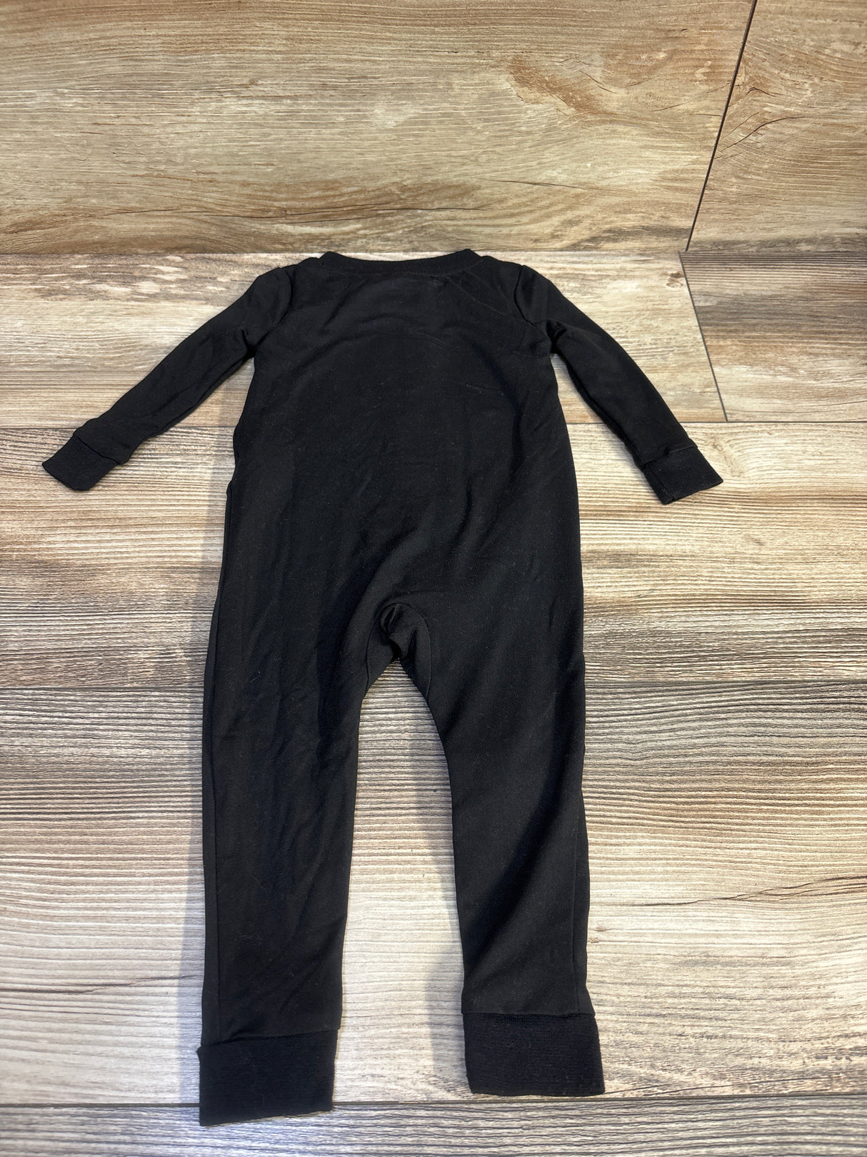 Way To Celebrate! Halloween Skeleton Sleeper Grey sz 6-9m