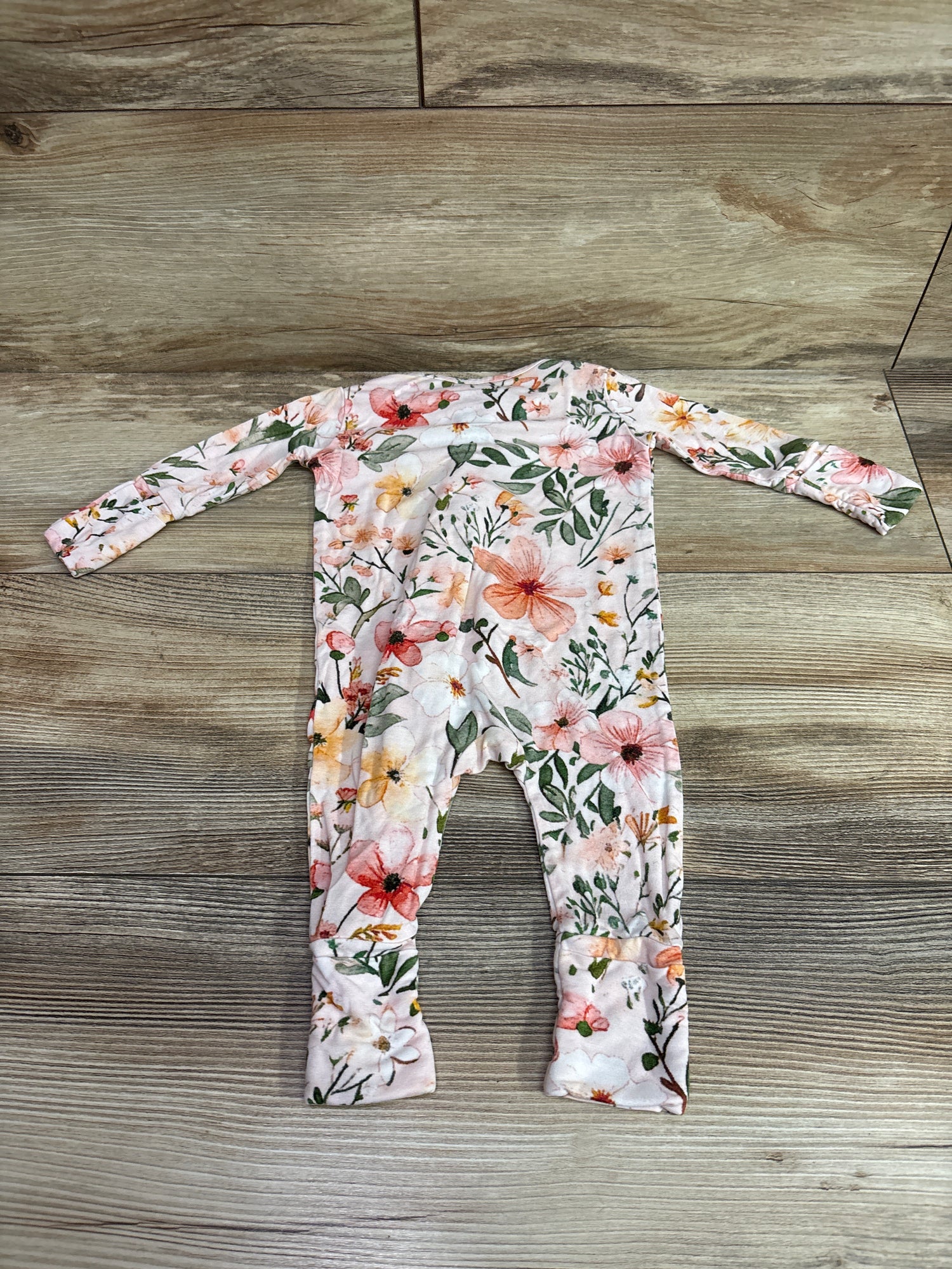 PoshTot Floral Bamboo Convertible Sleeper Pink sz 0-3m