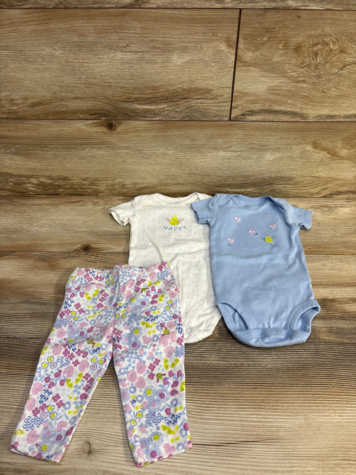 Just One You 3pc Floral Bodysuit & Pants Set Blue/White sz 6m - Me n Mommy To Be