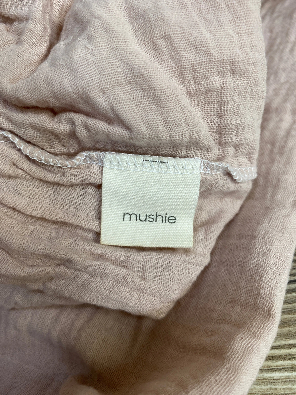 Mushie Extra Soft Muslin Crib Sheet in Blush