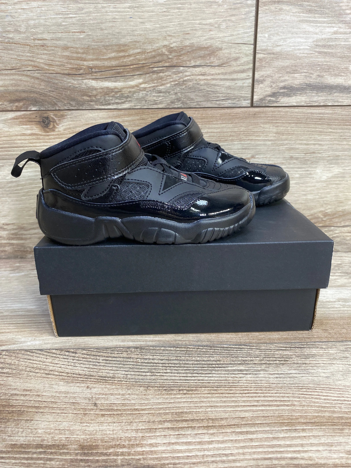 Jordan Jumpman Two Trey TD 'Black University Red' Sneakers sz 9c