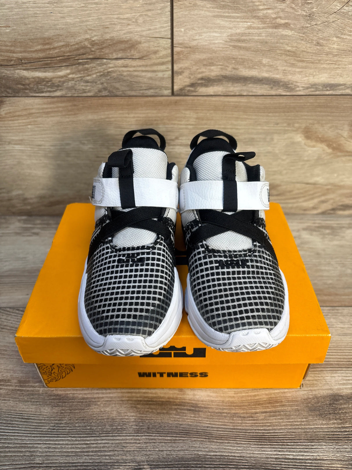 Nike LeBron Witness 7 PS 'White Black' Sneakers sz 12c