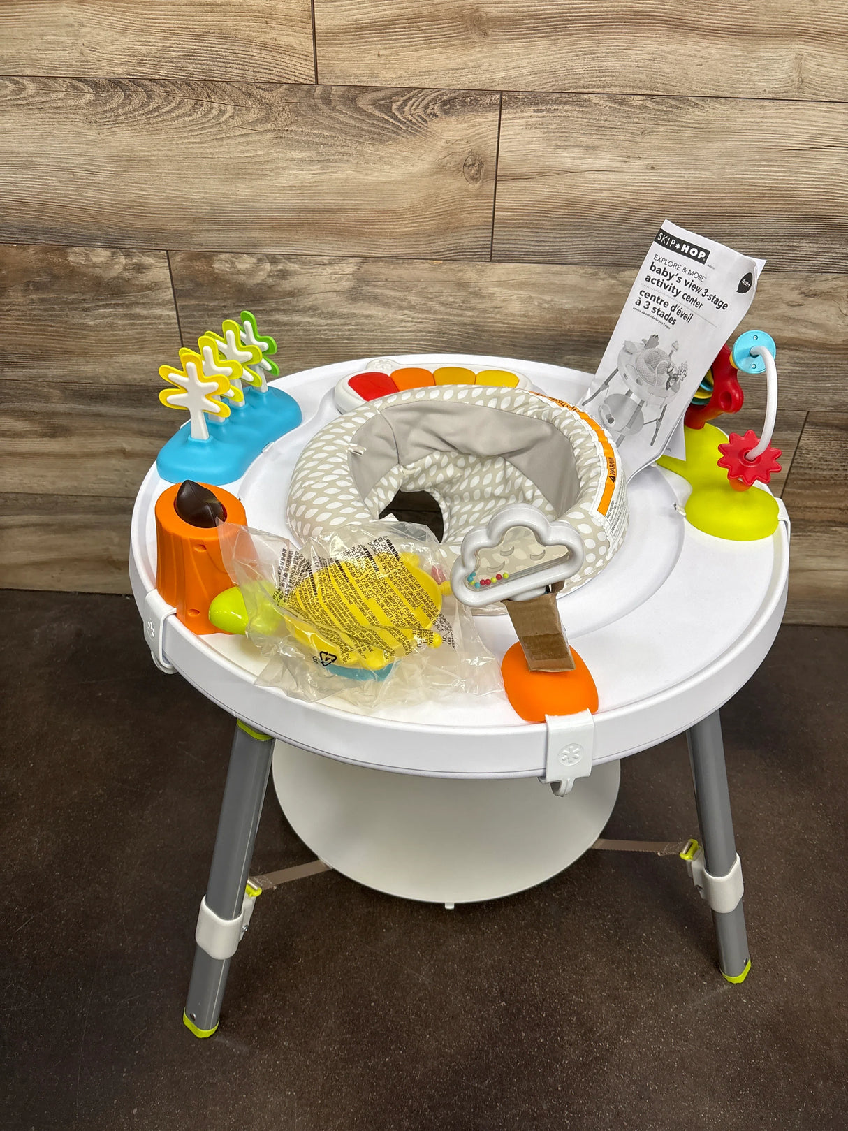 NEW Skip Hop Explore & More Baby's View 3-Stage Activity Center