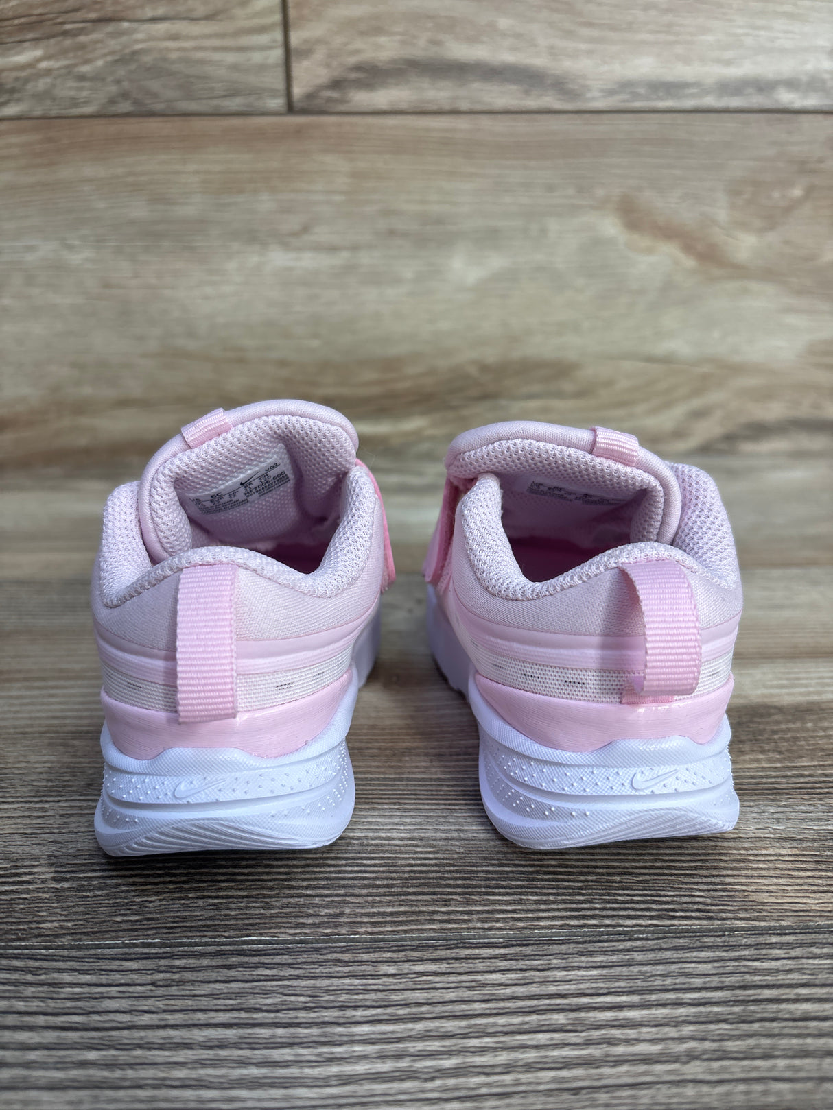 Nike Star Runner 5 Sneakers Pink sz 6c