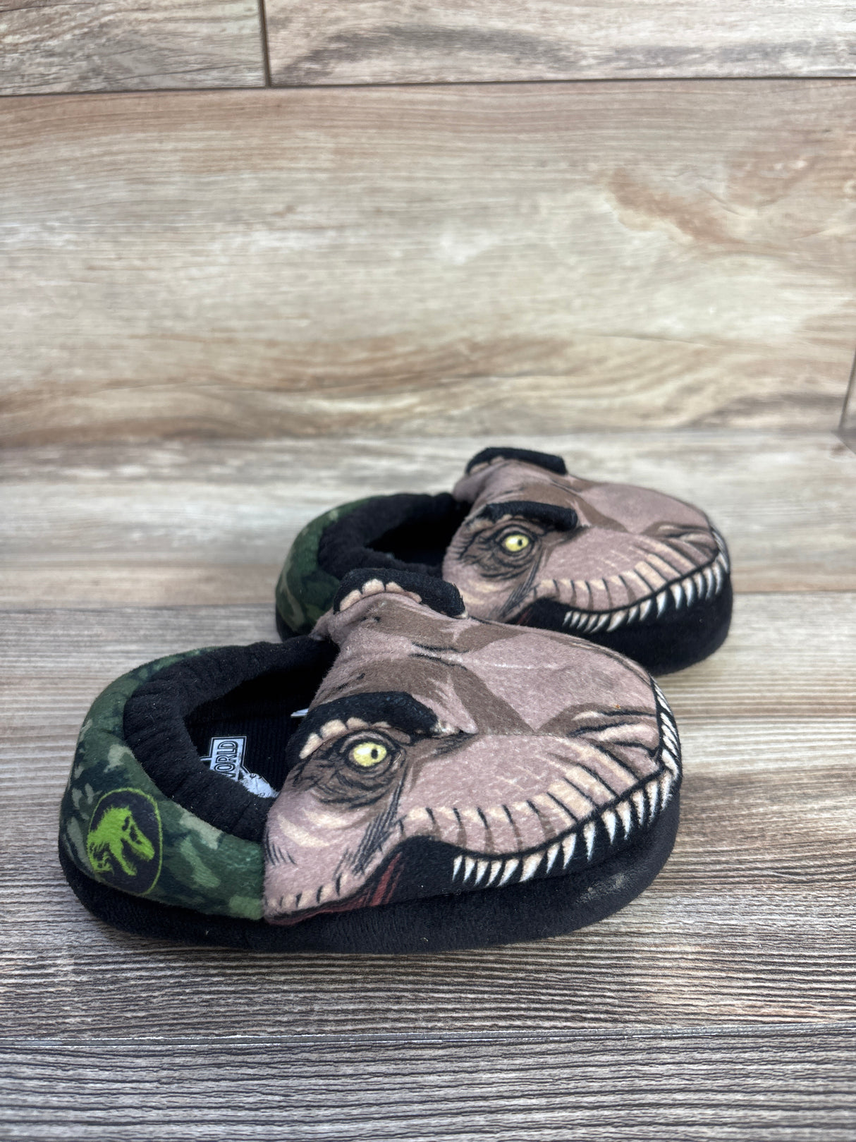 Jurassic World T-Rex Slippers Brown sz 7/8c