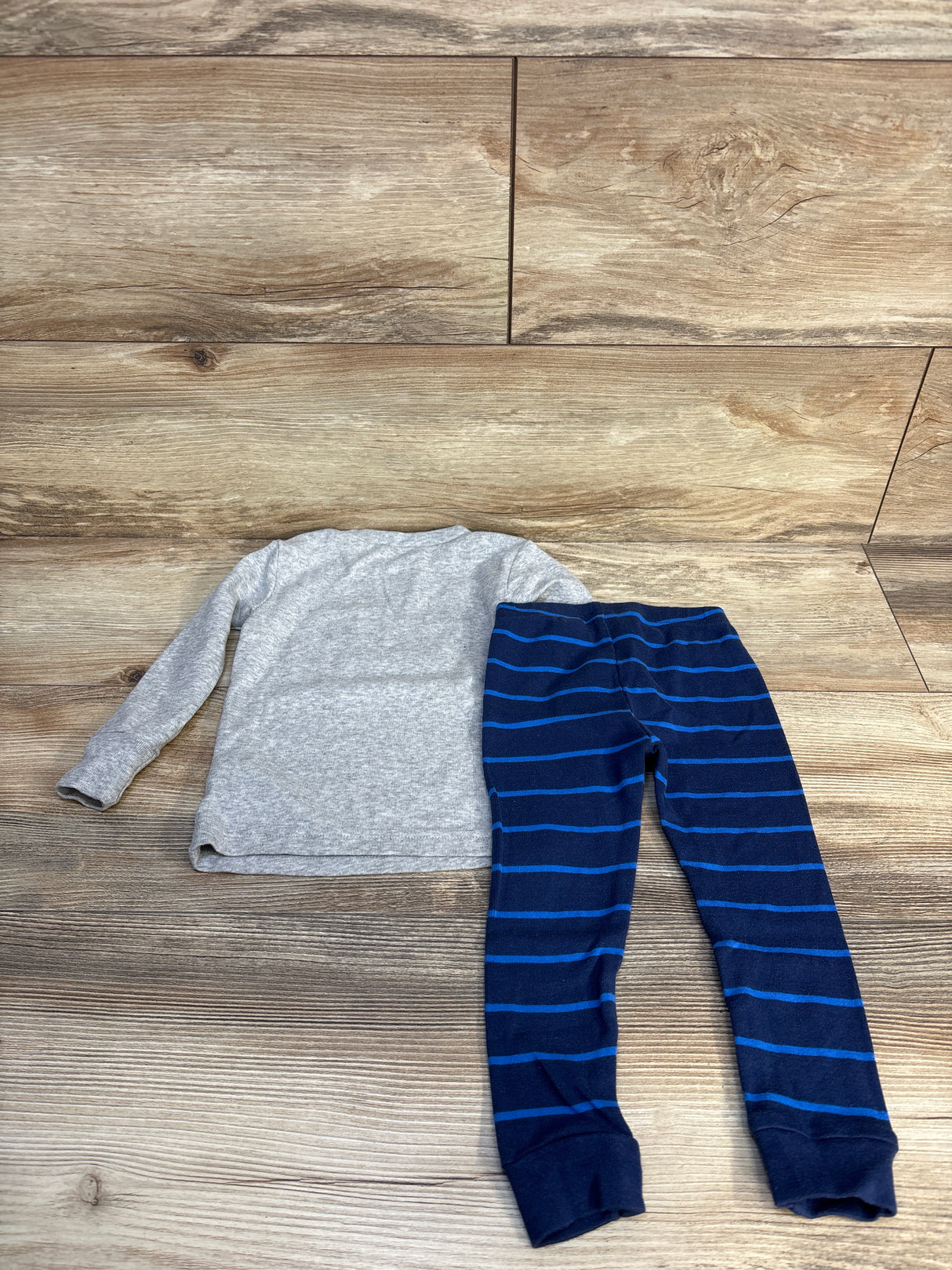 Carter's 2pc Not Yeti For Bed Pajama Set Grey sz 18m