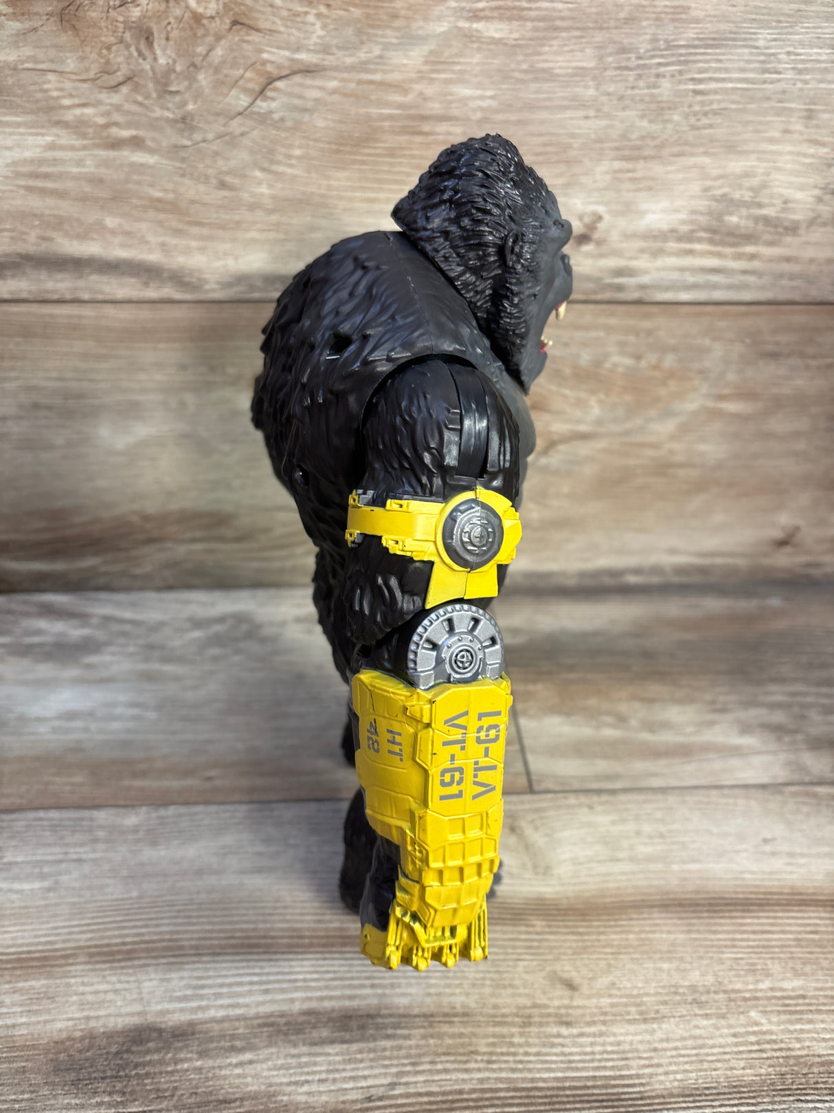 Godzilla vs Kong 11" Giant Kong Action Figure