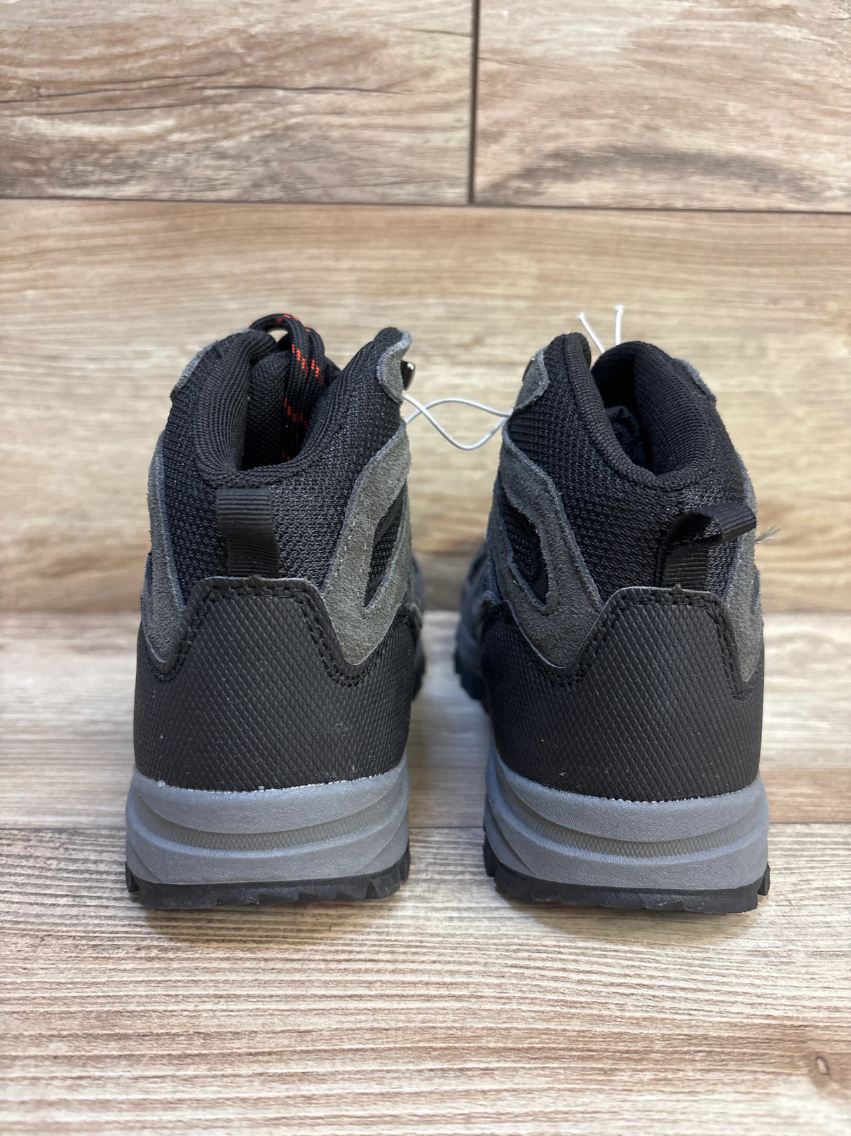 NEW Cat & Jack Patsy Hiking Boots Black sz 2Y