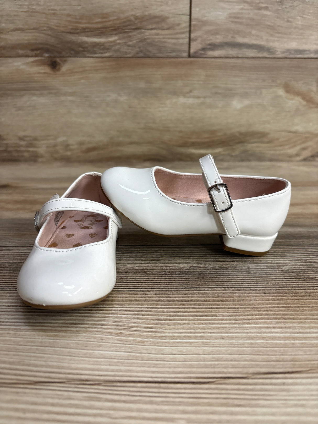 Jumping Beans Sydni Girls' Dress Shoes White sz 6c