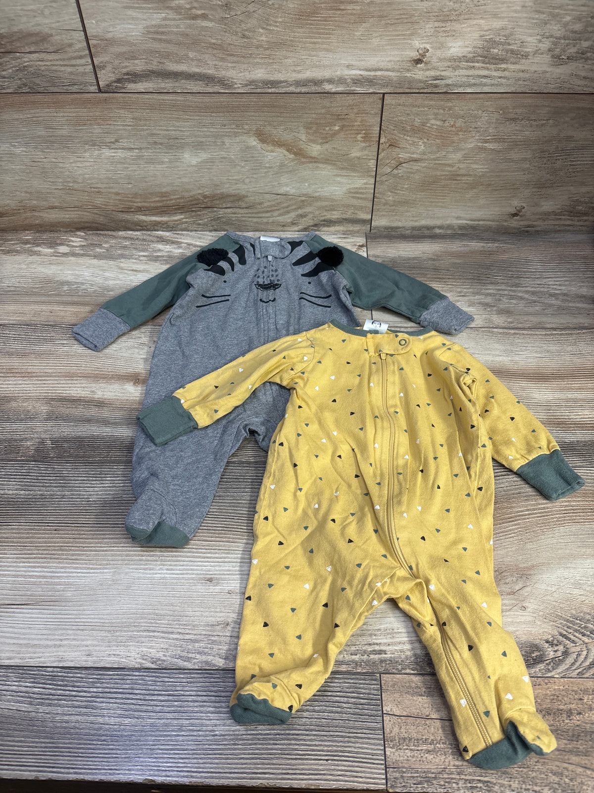 Gerber 2pk Sleepers Grey sz Newborn