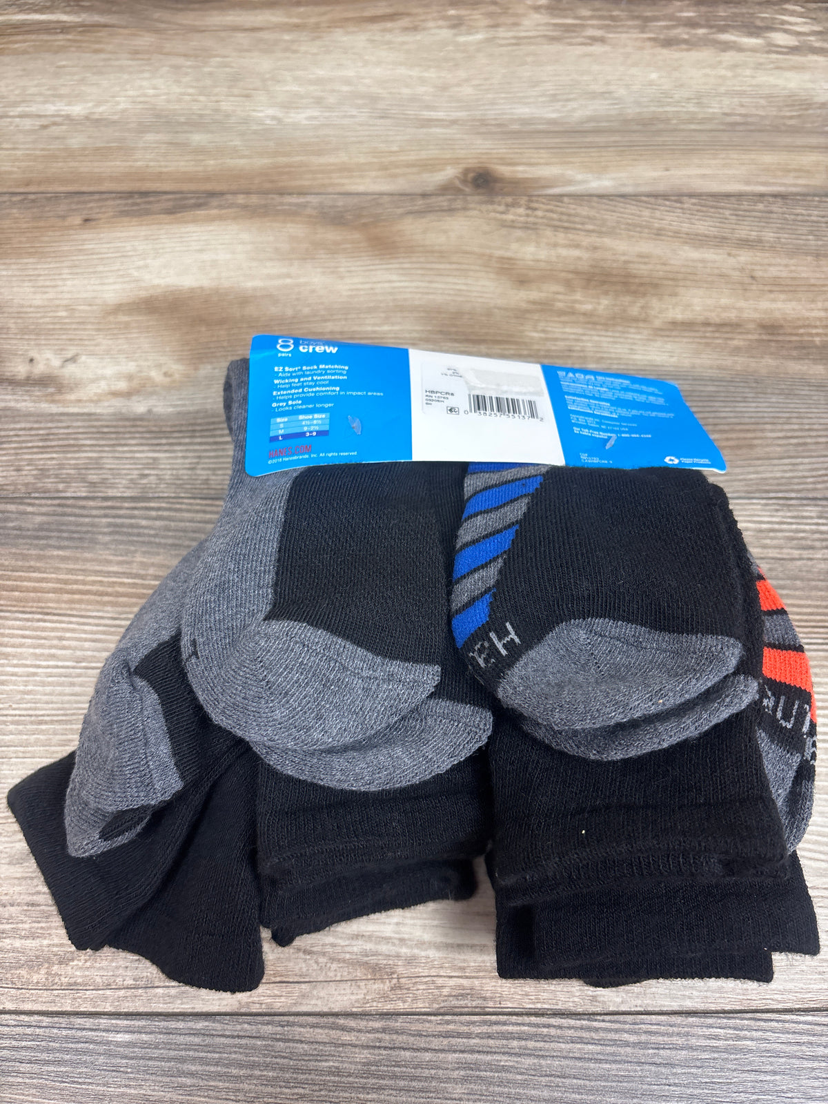 NEW Hanes Premium 8pk Boys' Crew Socks Black sz Large 3-9