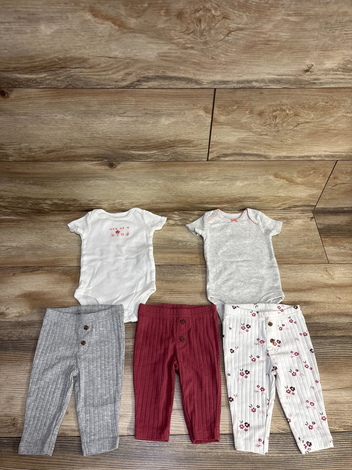 Simple Joys 5pk One Of A Kind Bodysuit & Ribbed Pants Set White sz 0-3m