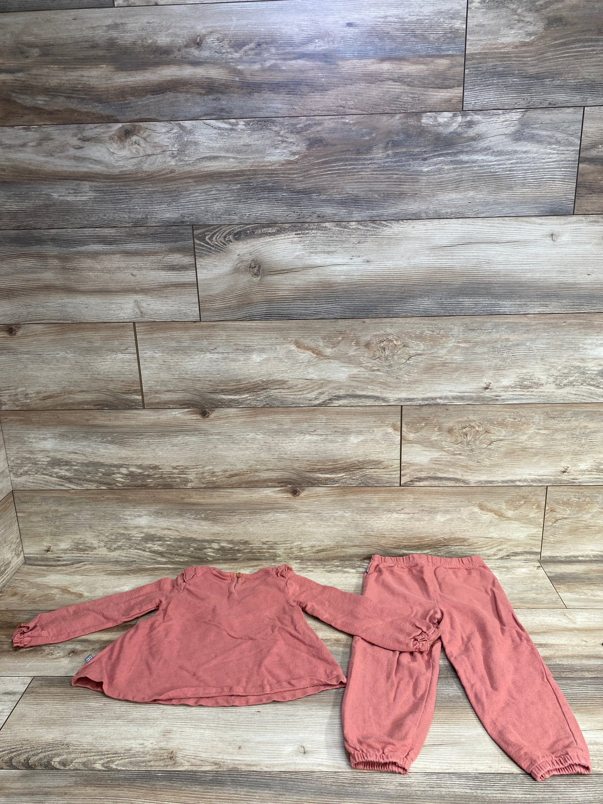 Modern Moments 2pc Ruffled Shirt & Bottoms Coral sz 4T