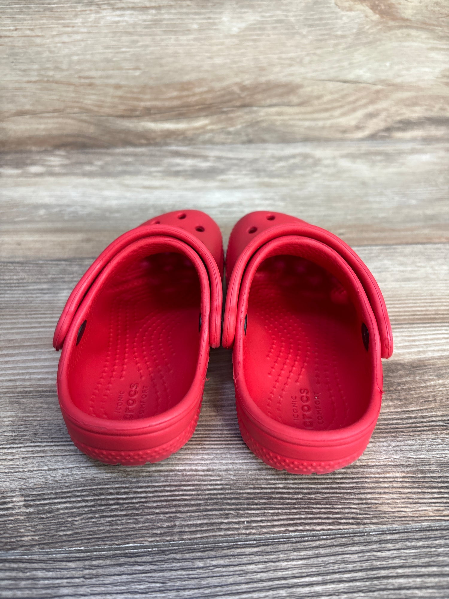 Crocs Classic Clogs Red sz 7c