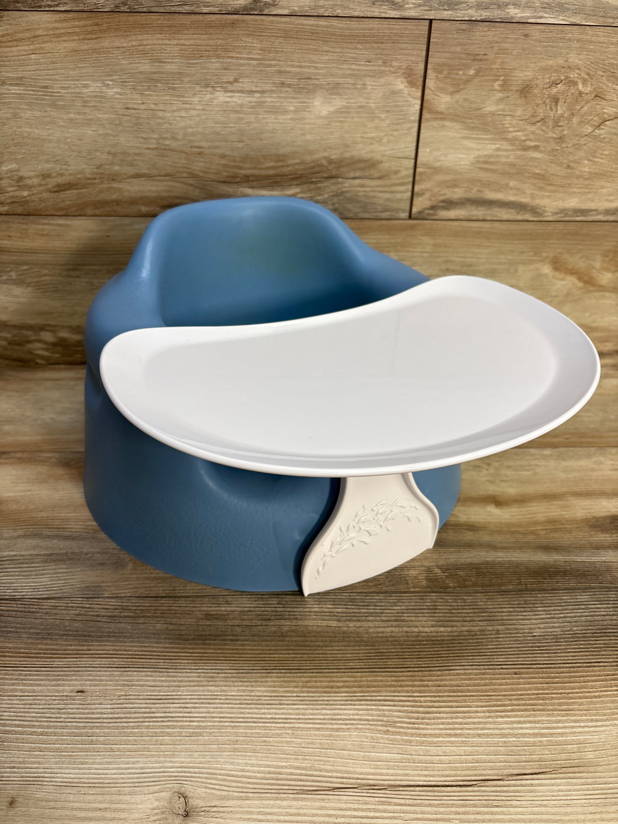 Bumbo Floor Seat & Tray in Blue