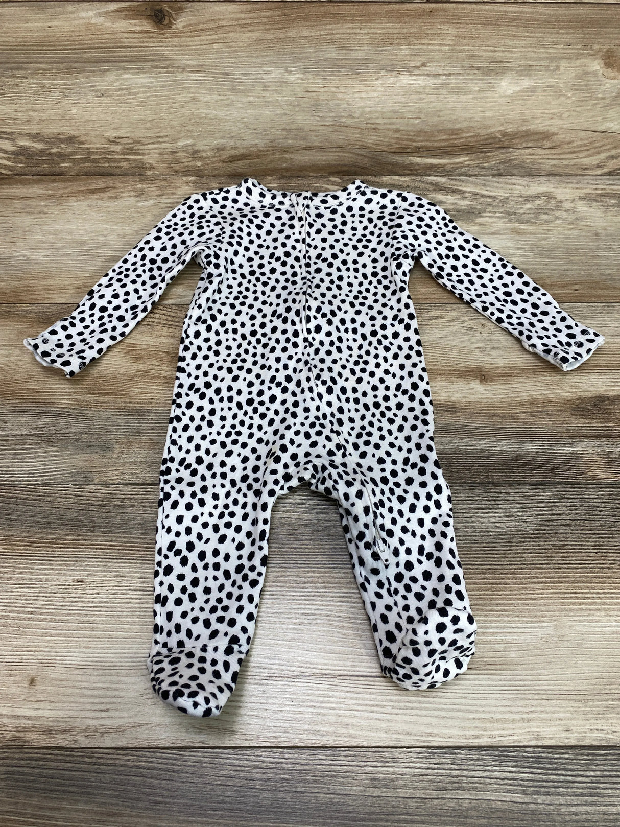 Old Navy Animal Print White Sleeper sz 3-6m