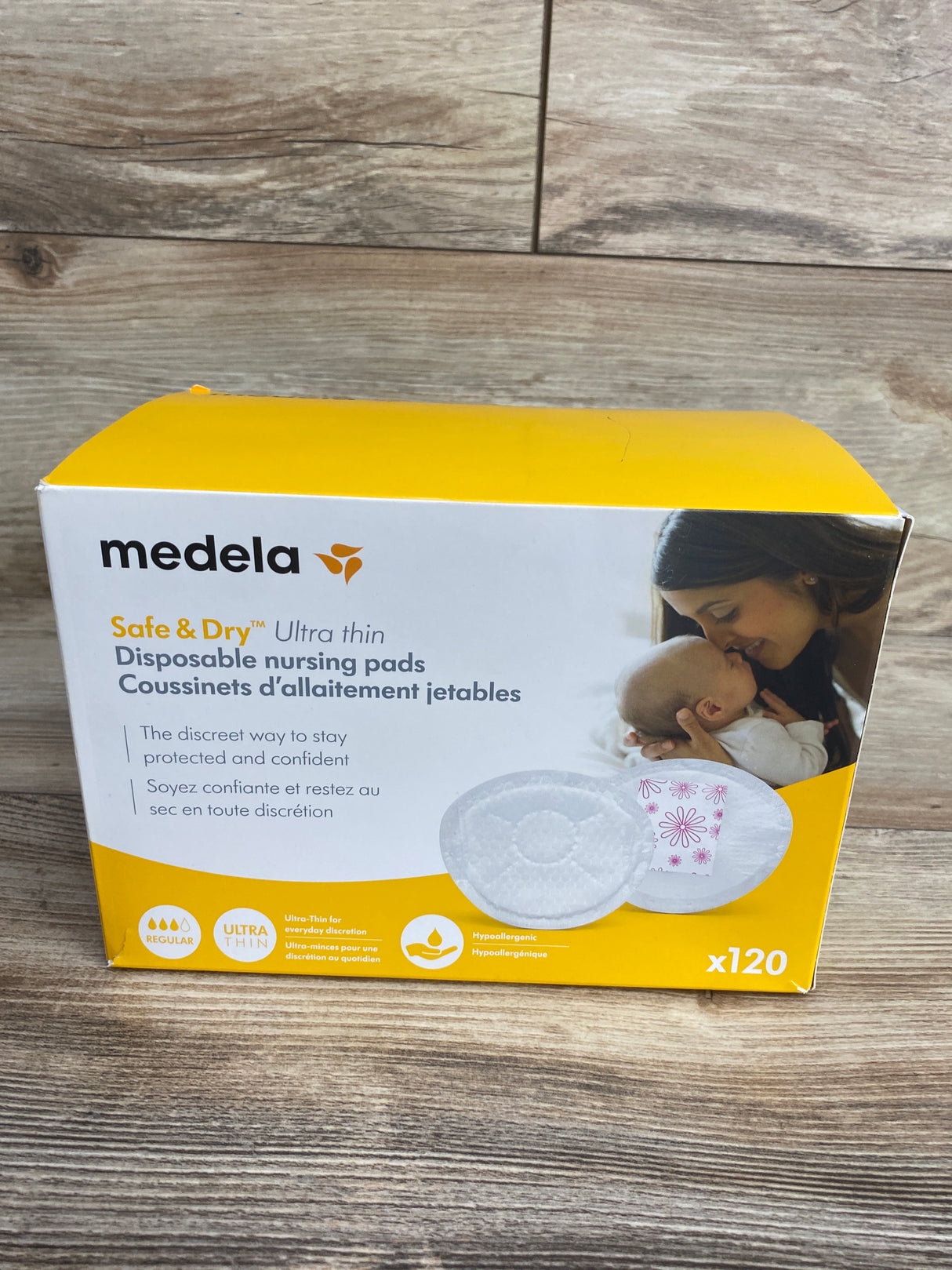 NEW Medela Safe & Dry Ultra Thin Disposable Nursing Pads 120ct