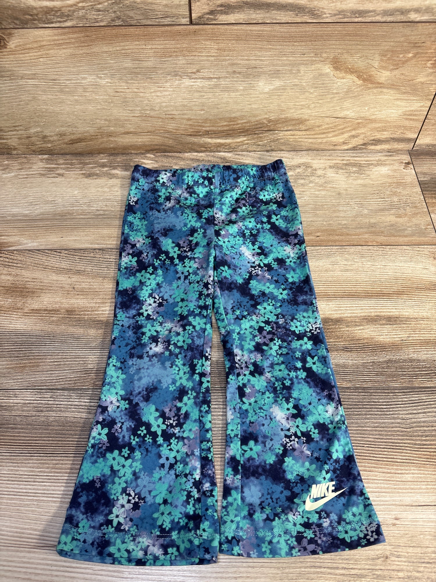 Nike Dri-Fit Floral Flared Leggings Blue sz 2T