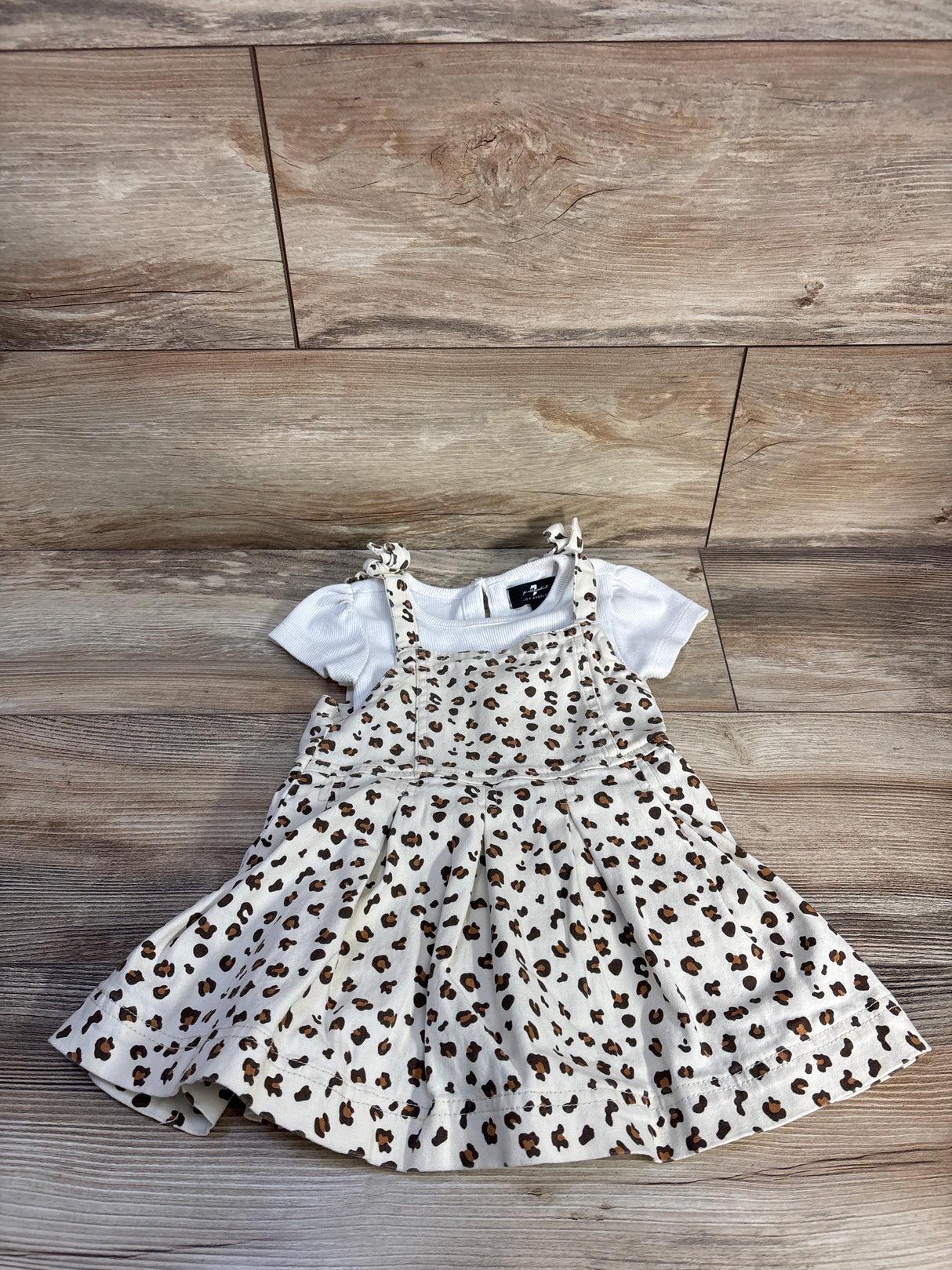 7 For All Mankind 2pc Ribbed Shirt & Leopard Skirtall Set White sz 2T