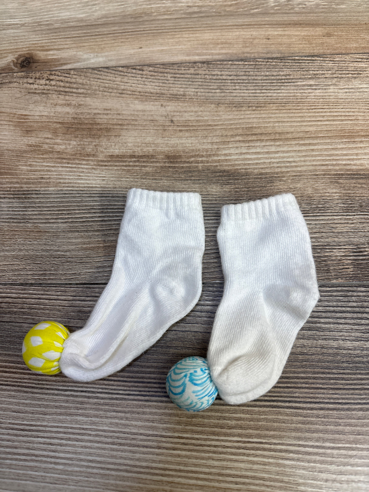 Lovevery Play Socks