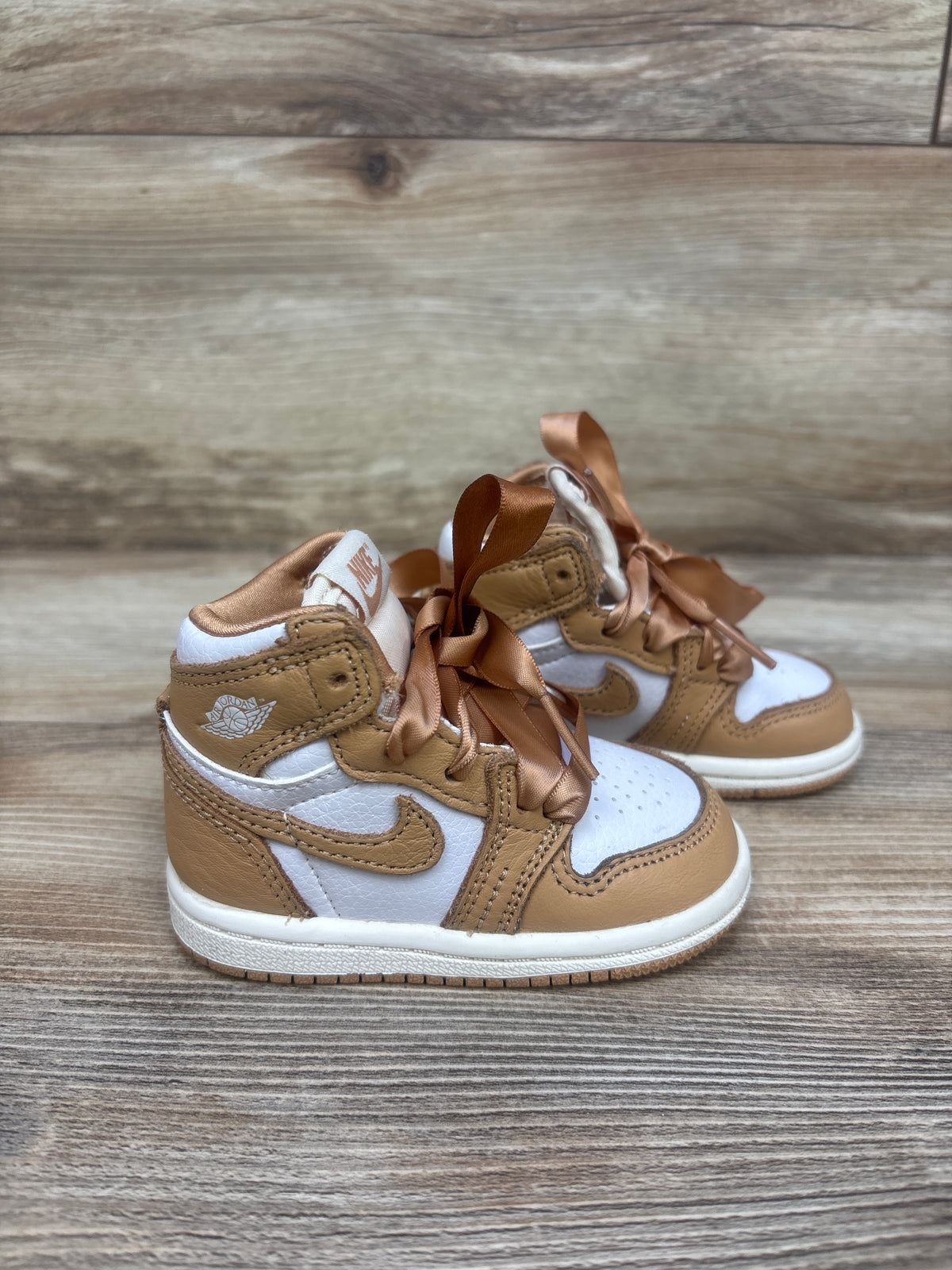 Air Jordan 1 Retro High OG TD 'Praline' Sneakers sz 4c
