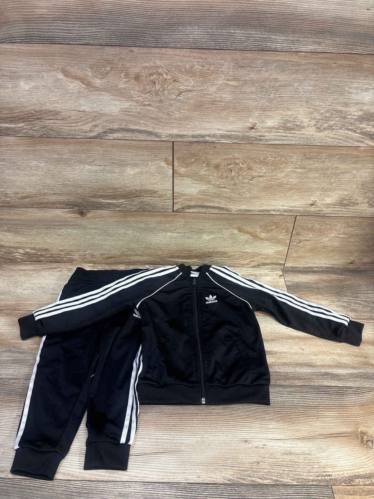 Adidas 2pc Tracksuit Black sz 3T