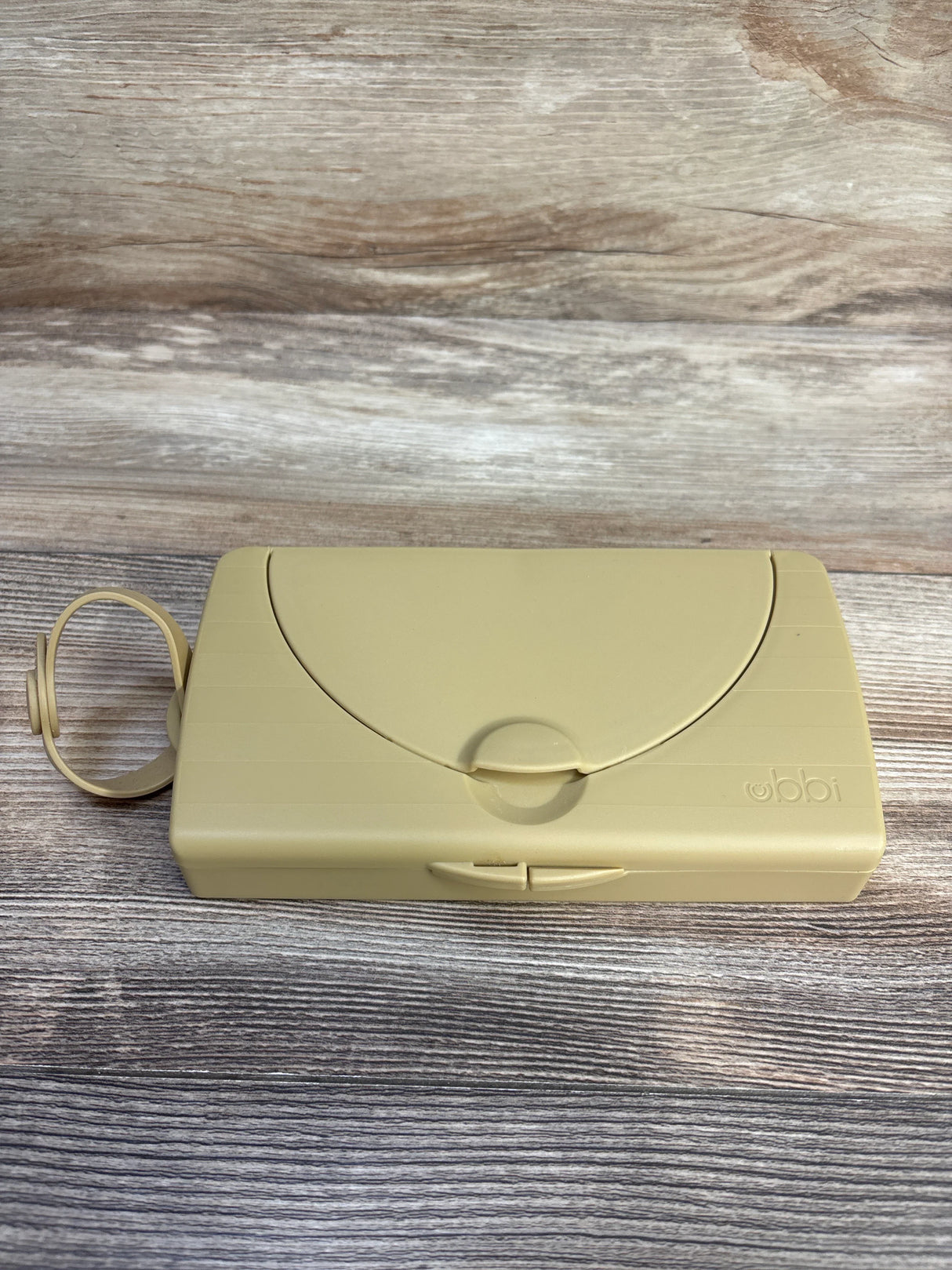 Ubbi On-the-Go Wipes Dispenser - Taupe