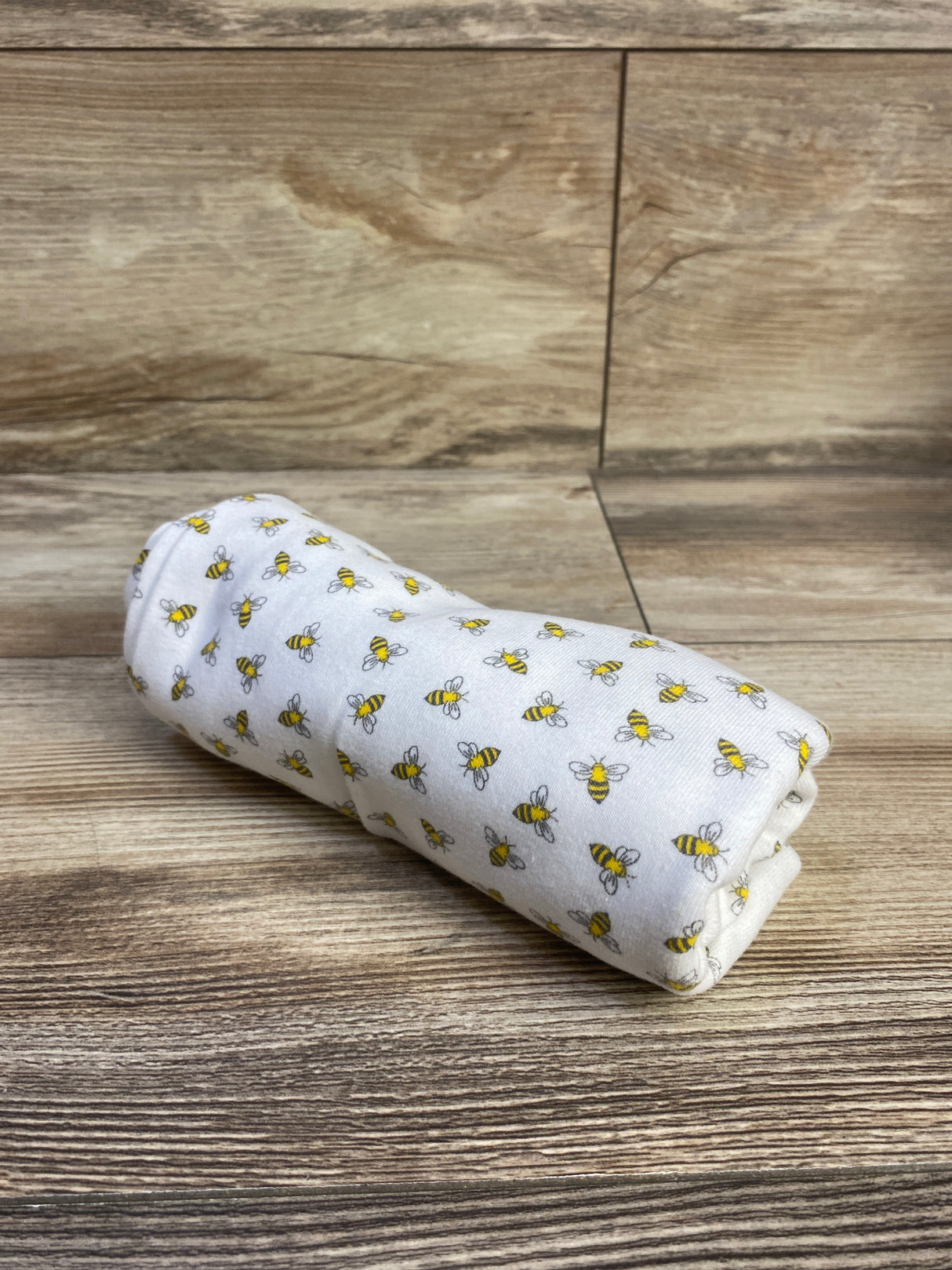 Burt's Bees Baby Organic Bee Print Swaddle Blanket, White