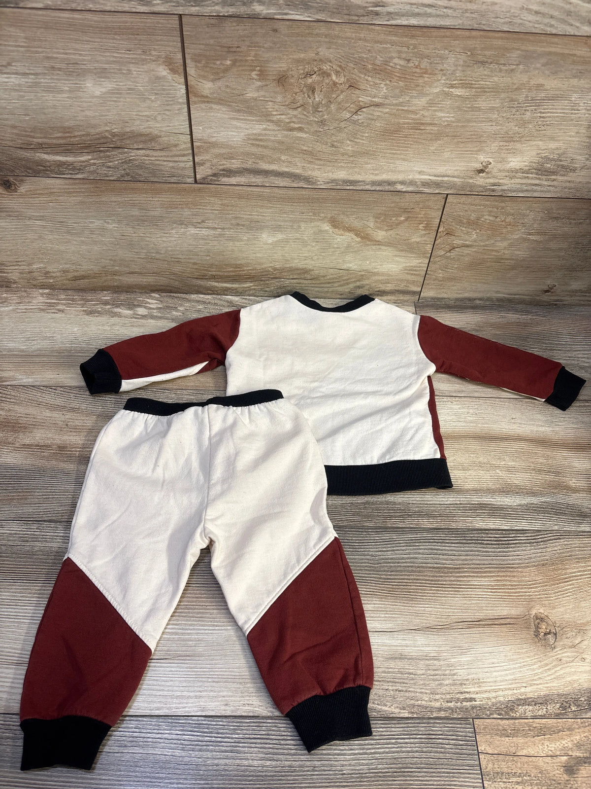 Mini Threads 2pc Pullover Sweatshirt & Joggers Set Red sz 12m