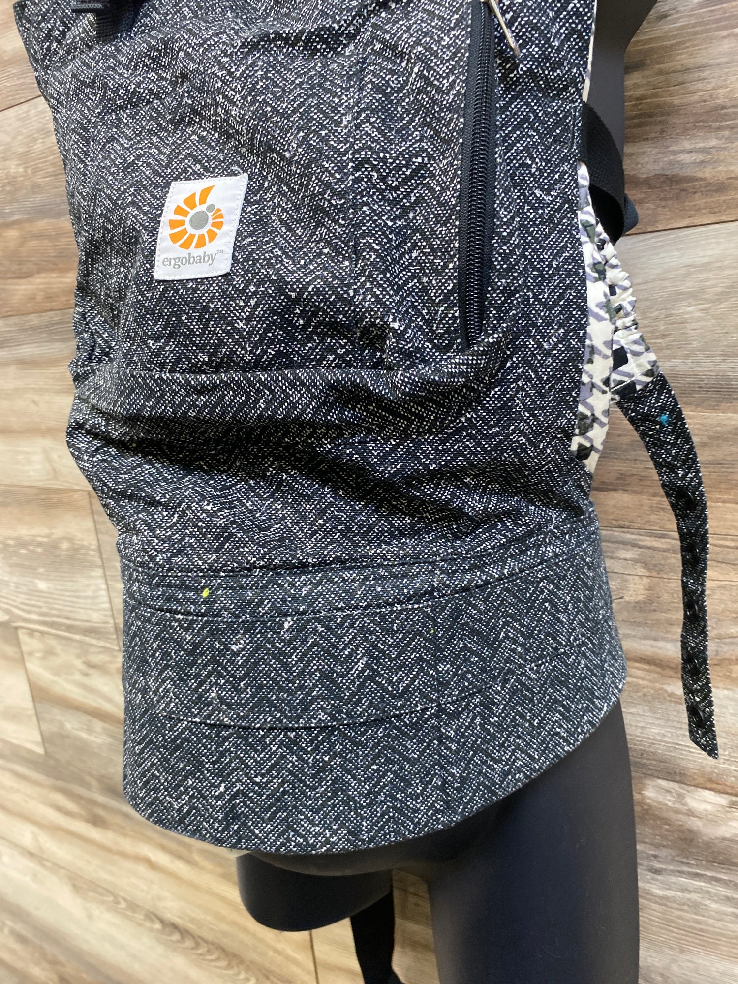 Ergobaby Original Baby Carrier in Black Twill 12-45lbs
