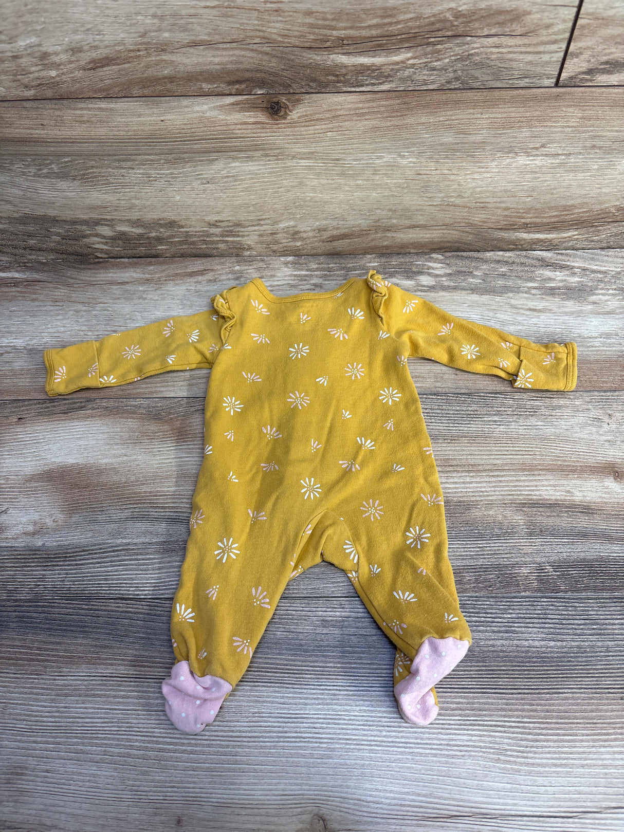 Carter's  Heart Sleeper Yellow sz Newborn