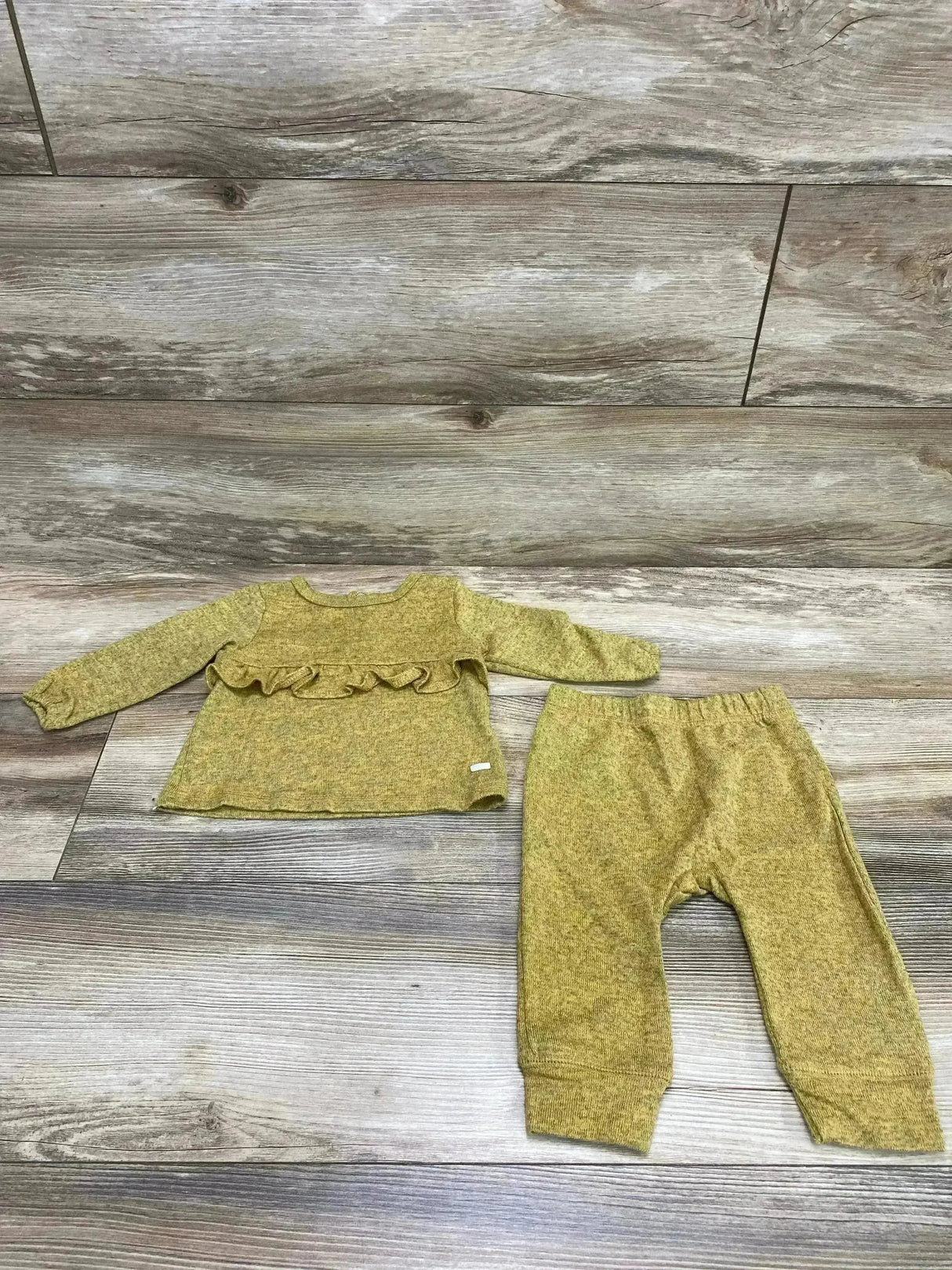 7 For All Mankind 2pc Shirt & Pants Yellow sz 6-9m - Me n Mommy To Be