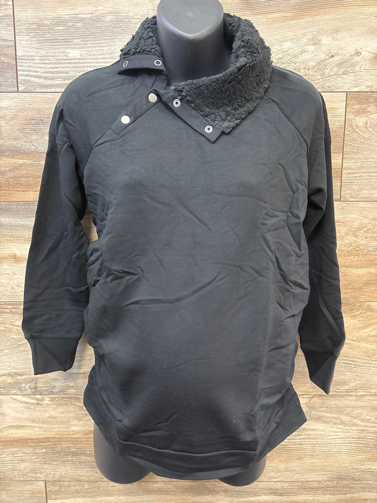 NEW Isabel Maternity Snap Sherpa Collar Sweatshirt Black sz Small