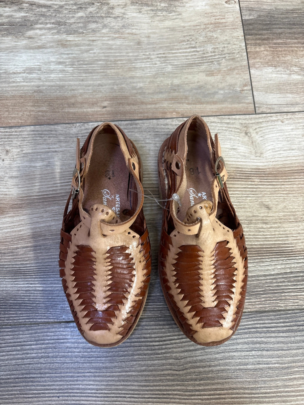 NWOT Artesanias Vanesa Huarache Brown sz 10c