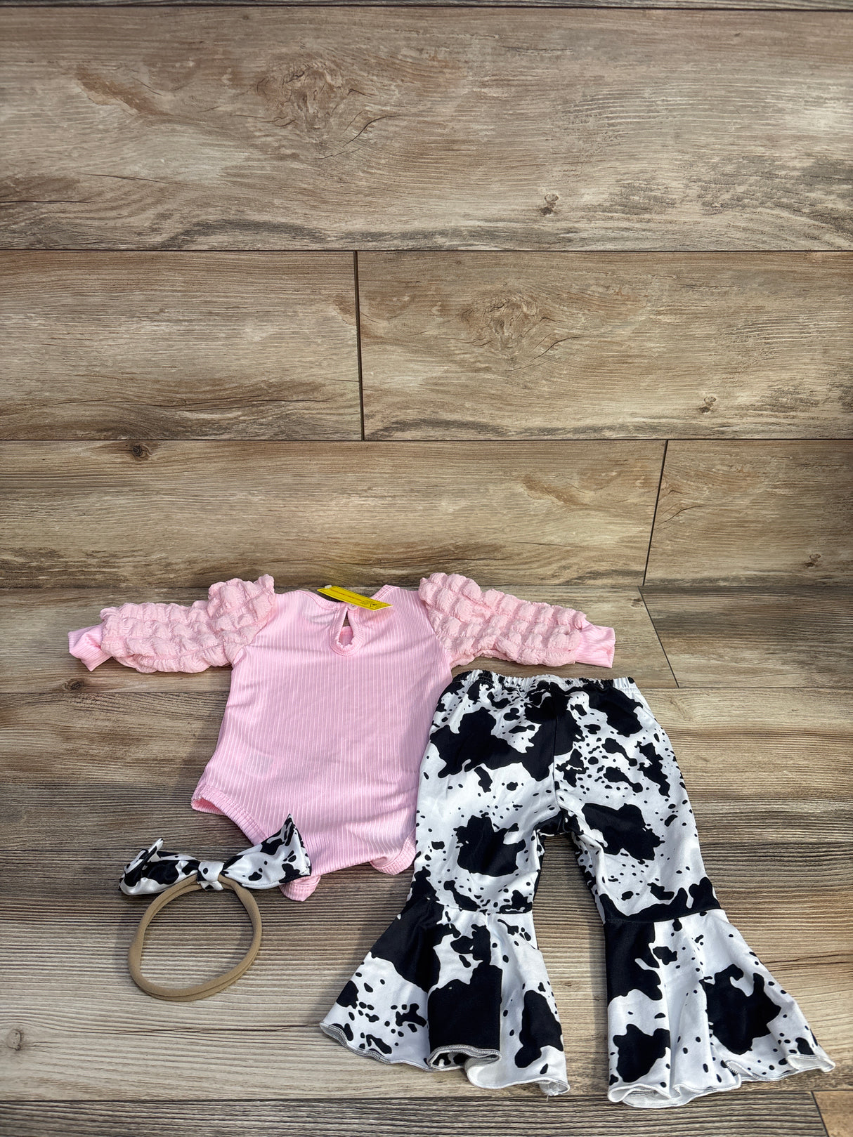 NEW Shein 3pc Puff Sleeve Bodysuit, Cow Pants, & Headband Set Pink sz 3-6m