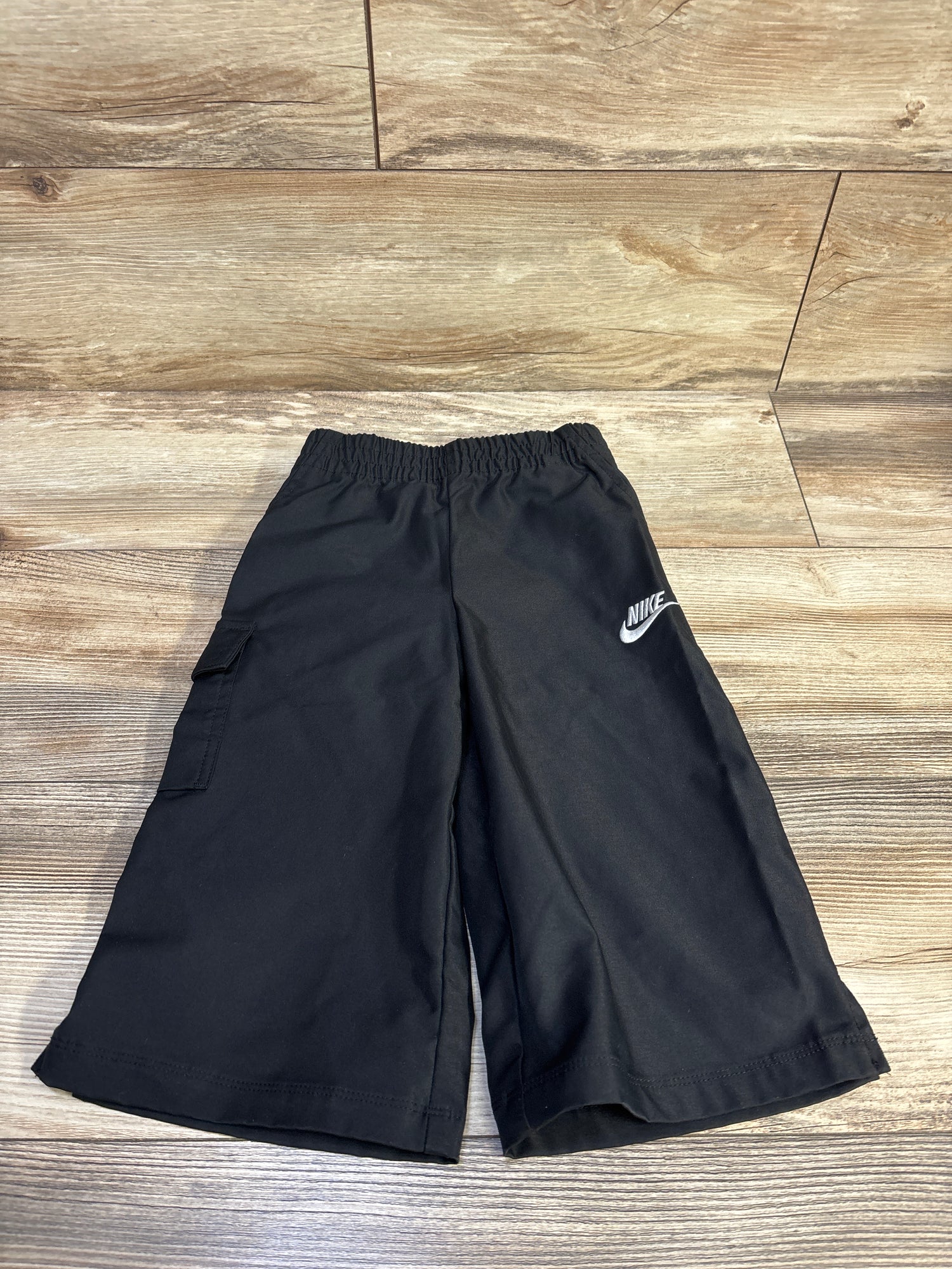 Nike Cargo Pants Black sz 2T