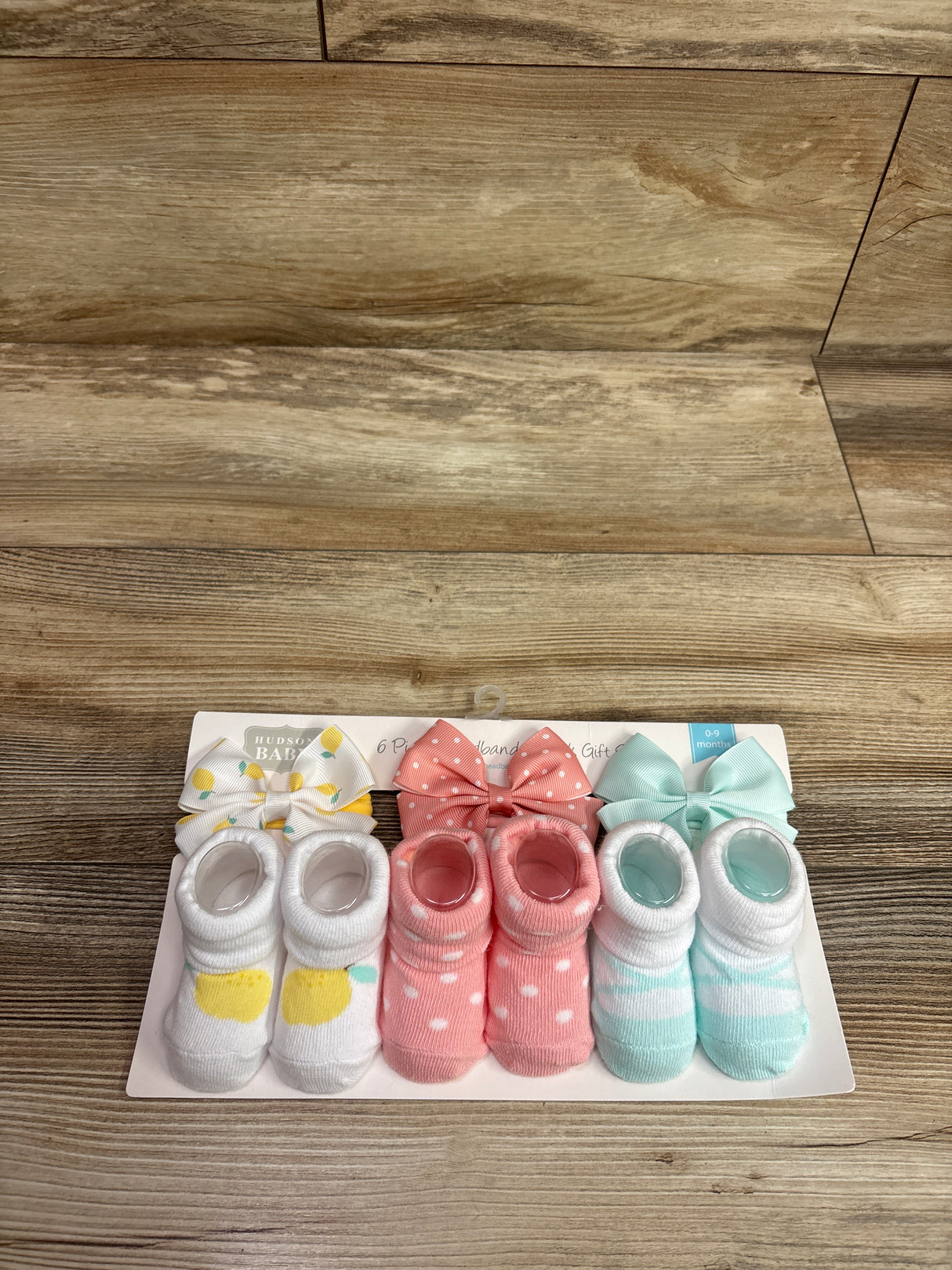 NEW Hudson Baby 6pc Headband & Socks Set sz 0-9m